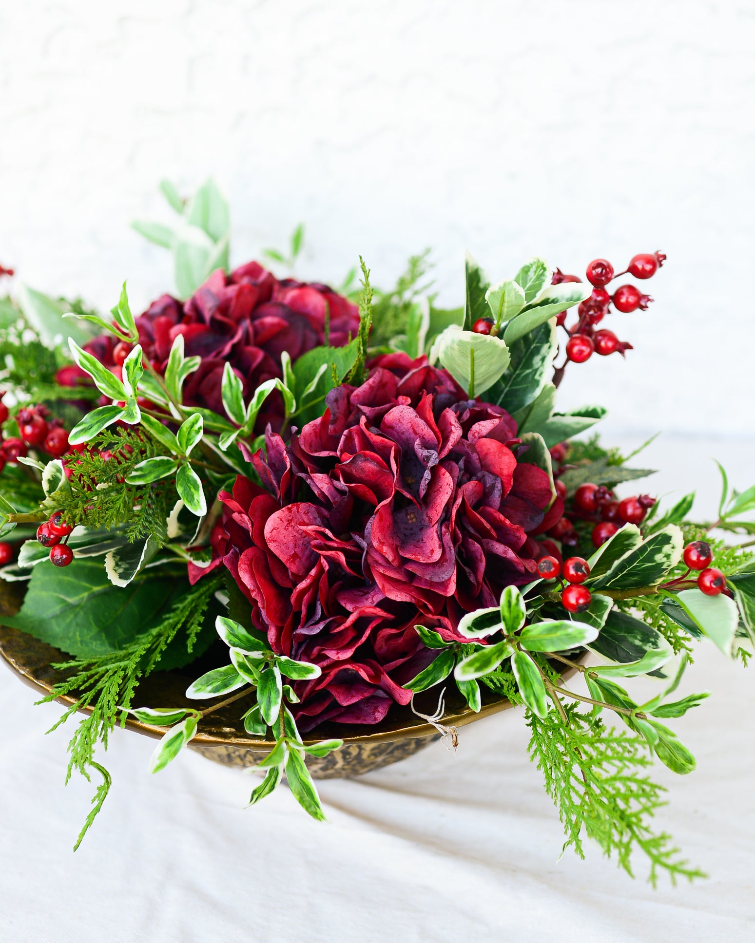 Crimson Christmas Centerpiece Drop In