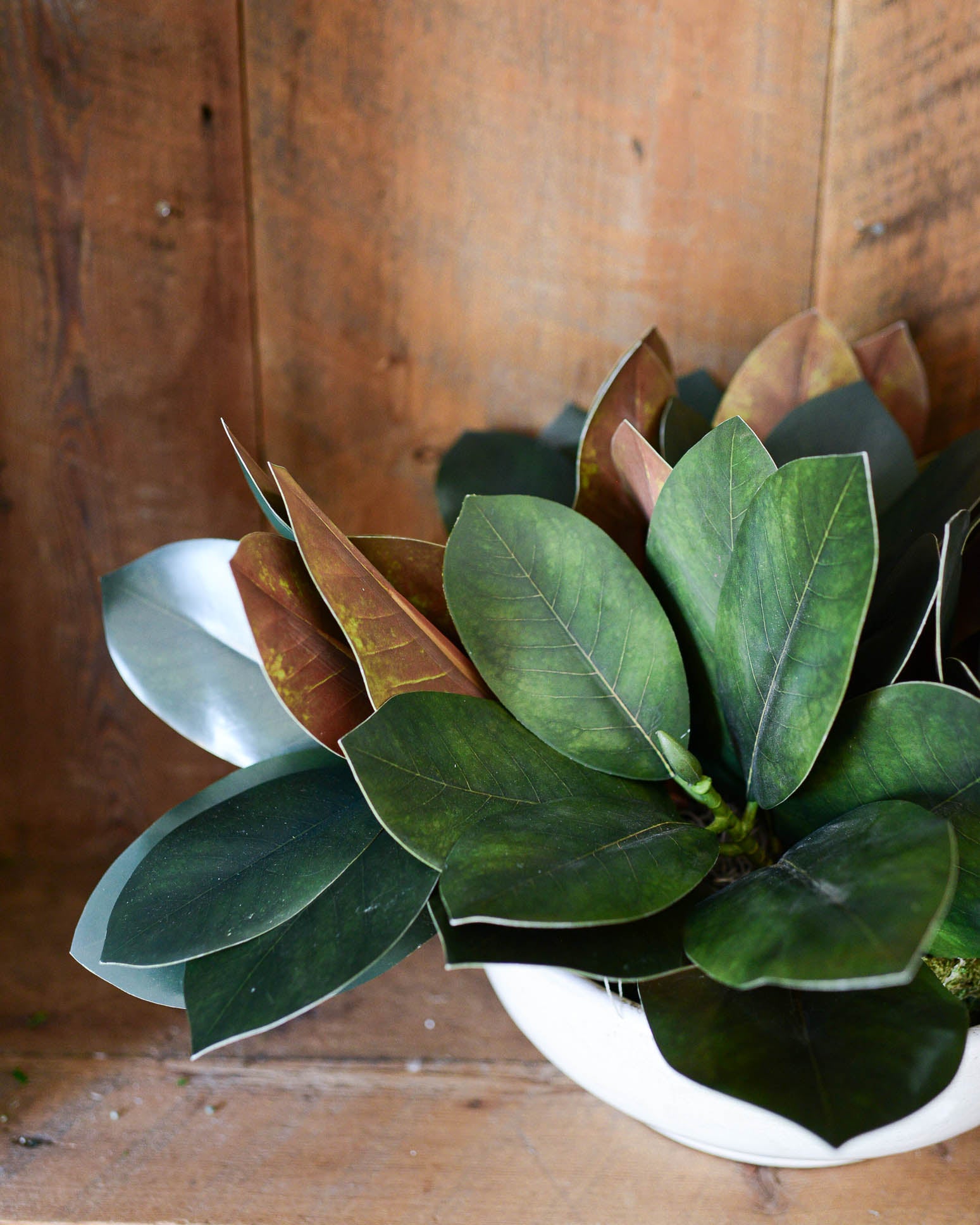 Magnolia Leaf Greenery Centerpiece Drop-In