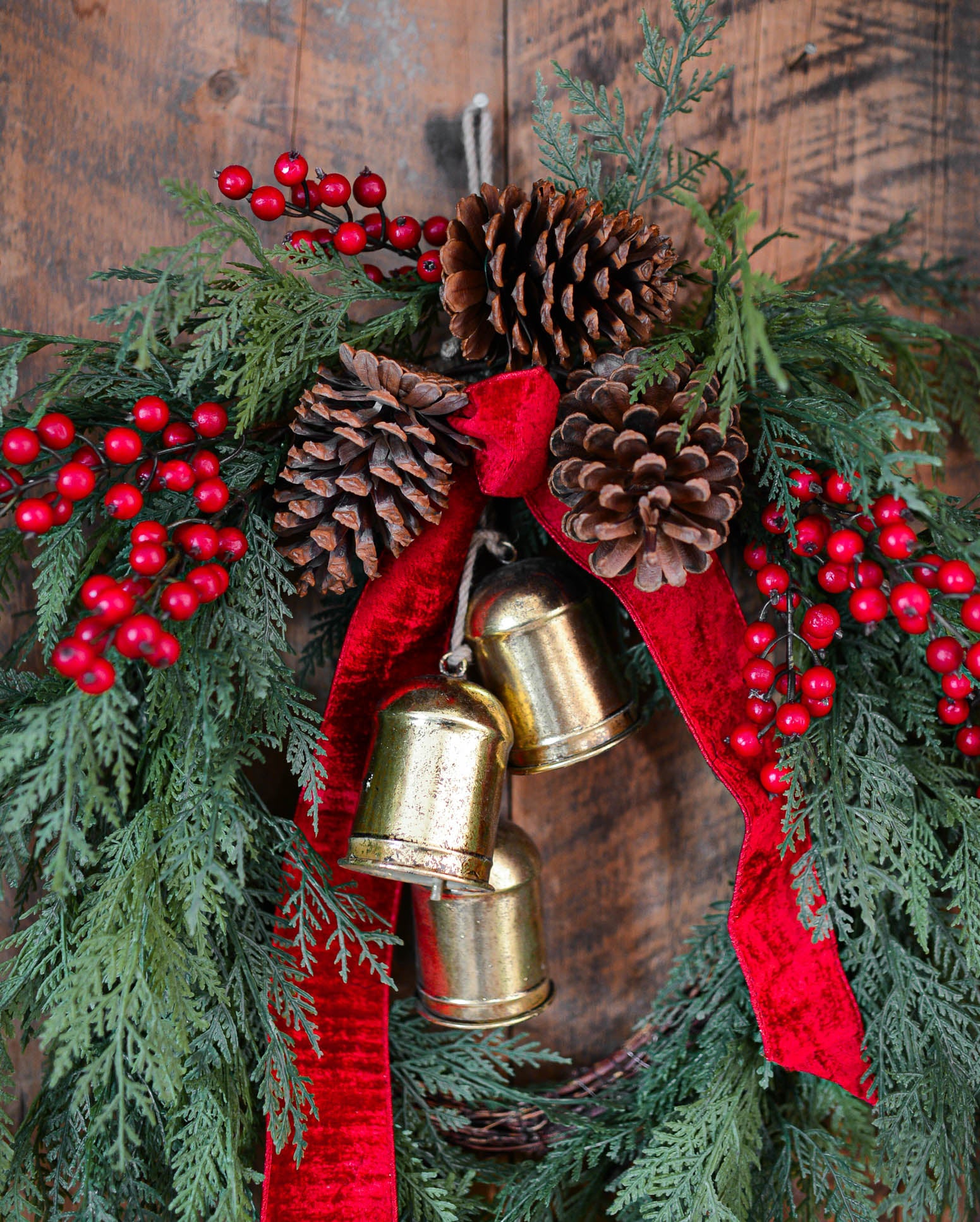Joy to the World Holiday Wreath