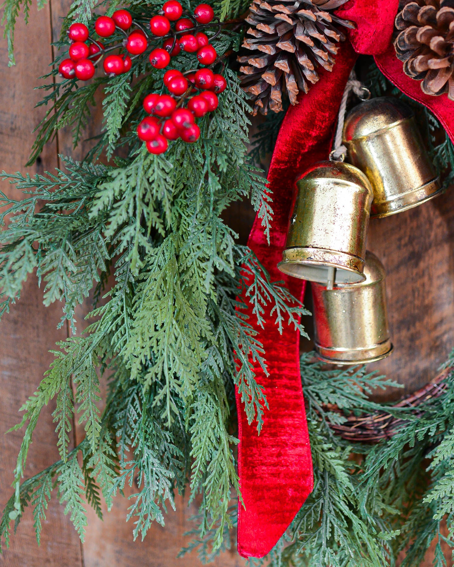 Joy to the World Holiday Wreath