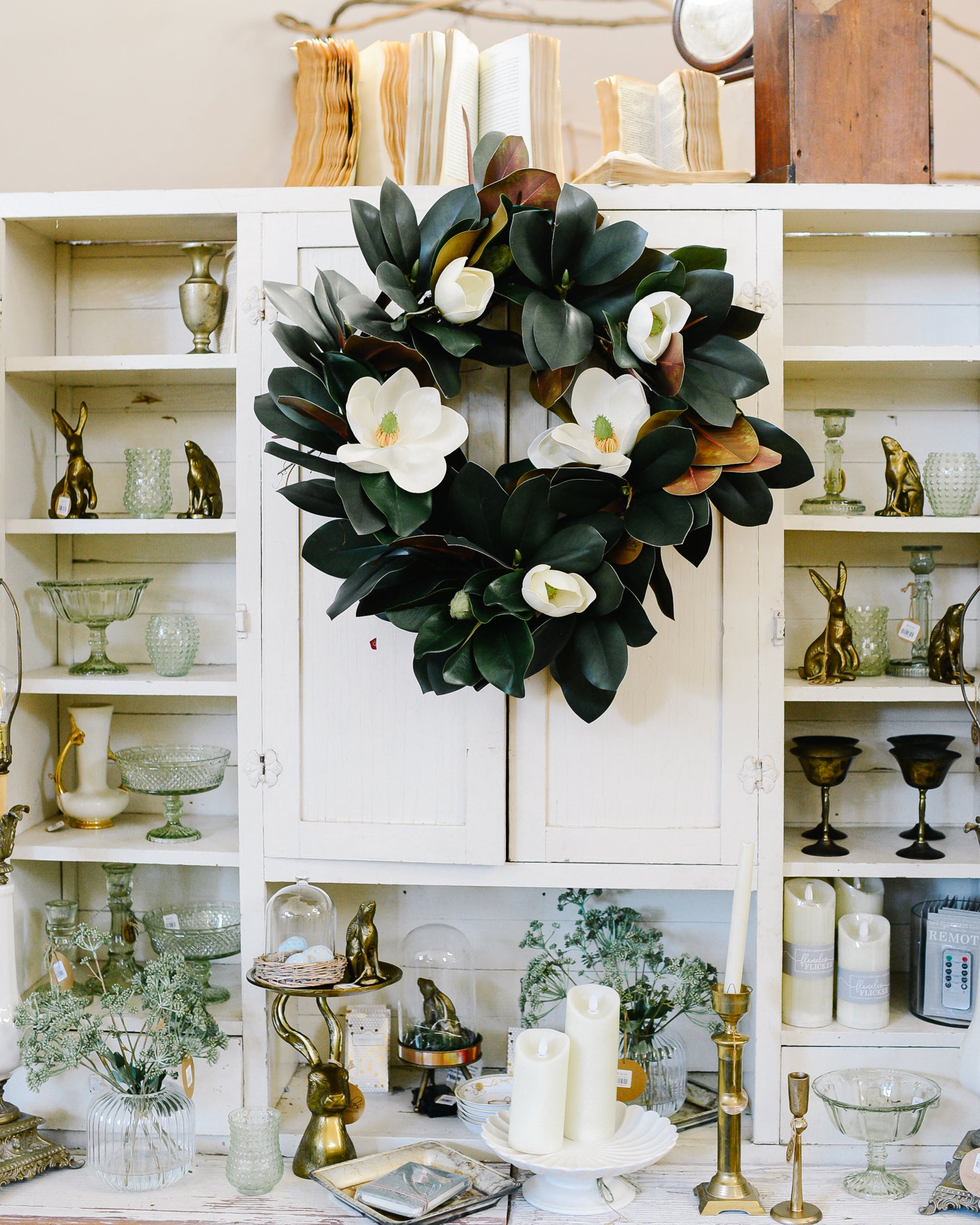 Classic Magnolia Wreath with Blooms