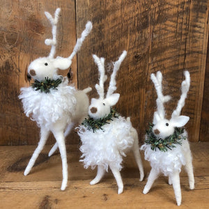 Wool White Deer with Wreath Baby