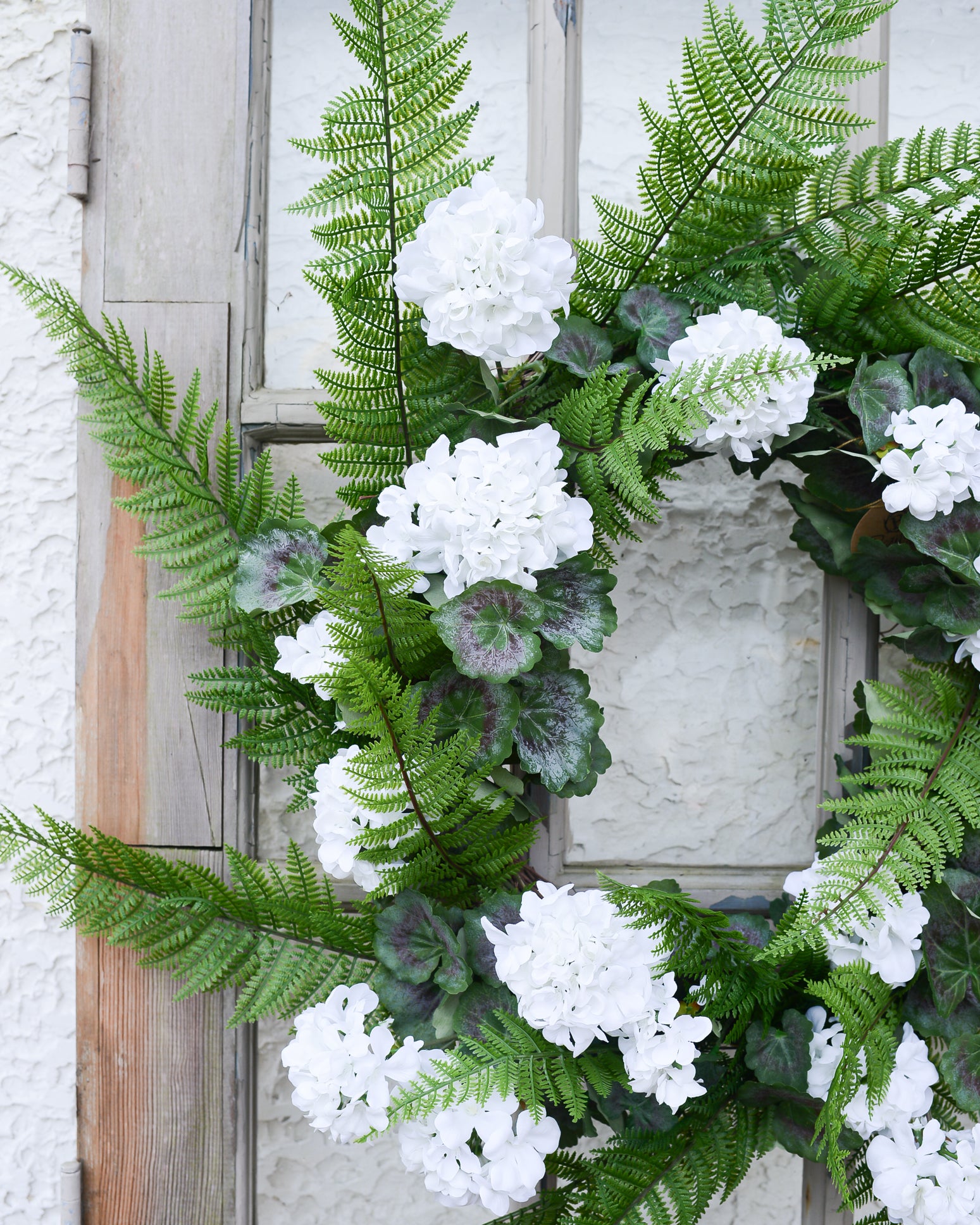 White Geranium and Fern Wreath