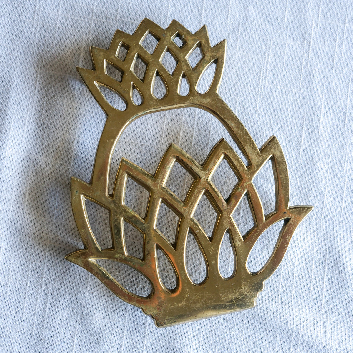 Vintage Virginia Metalcrafters Solid Brass "Newport Pineapple" Trivet c. 1976