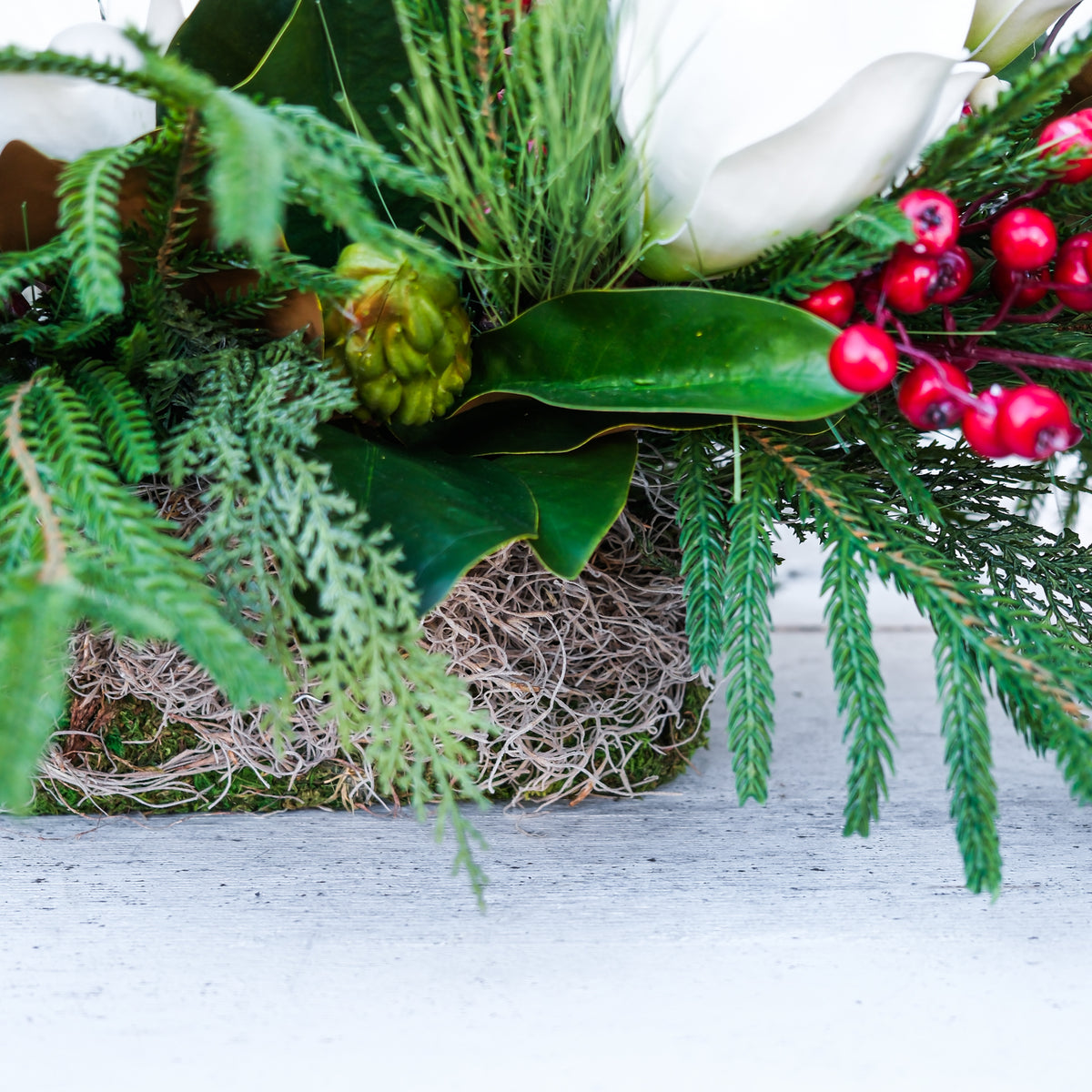 Sea Pines Holiday Centerpiece Drop In