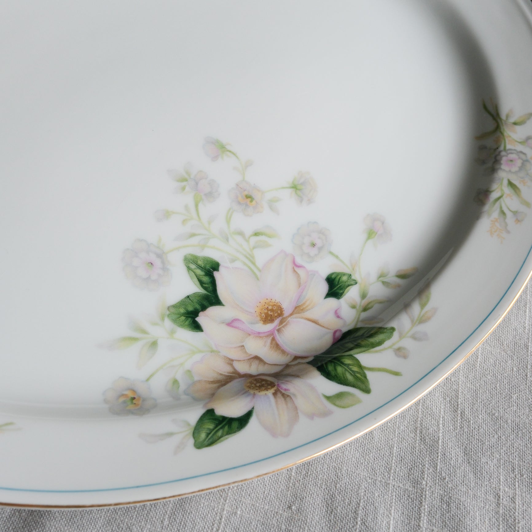 Grace China Rochelle Large Oval Serving Platter Pink Magnolia Floral Design with Gold Trimmed Handles