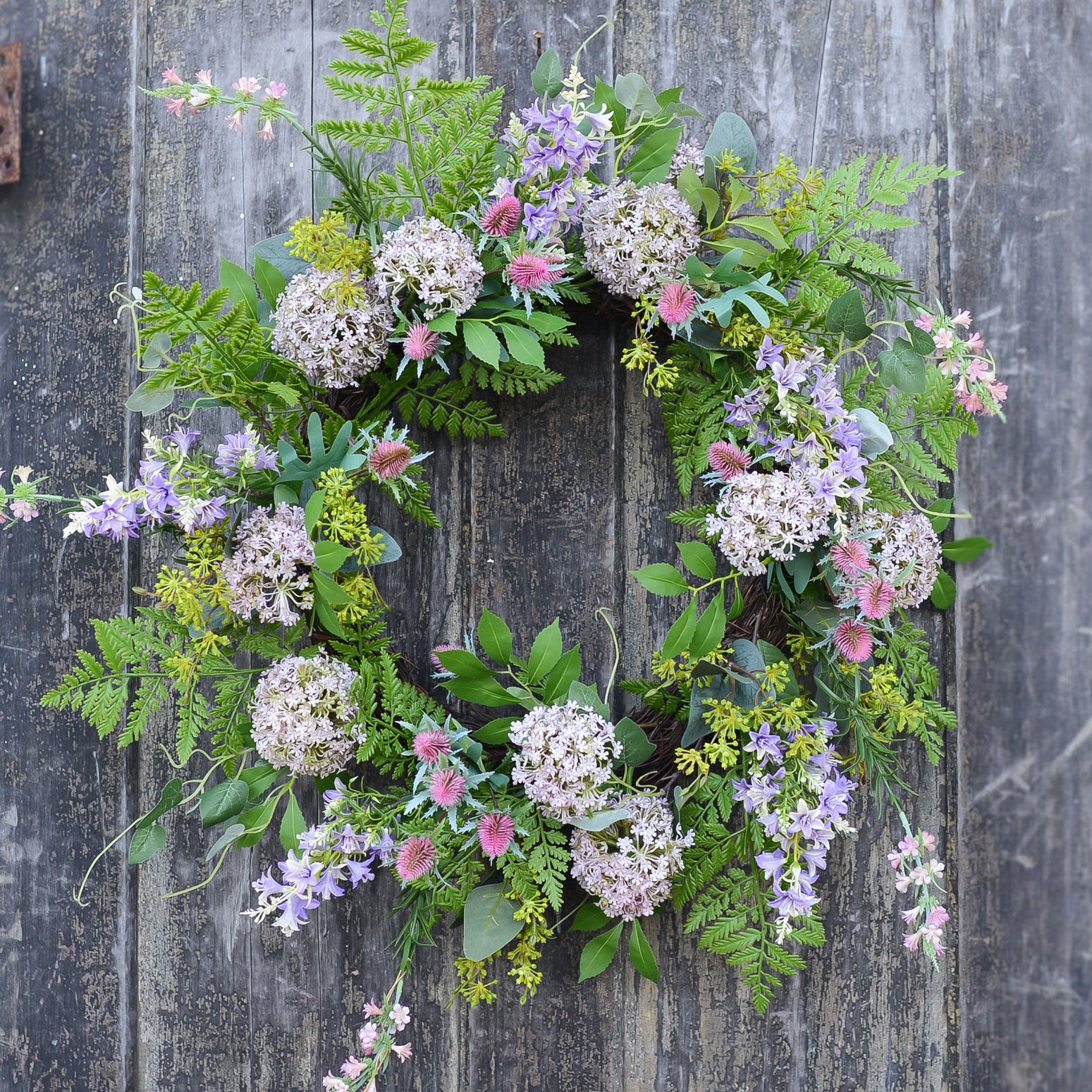 Snowball Thistle Fern Wreath