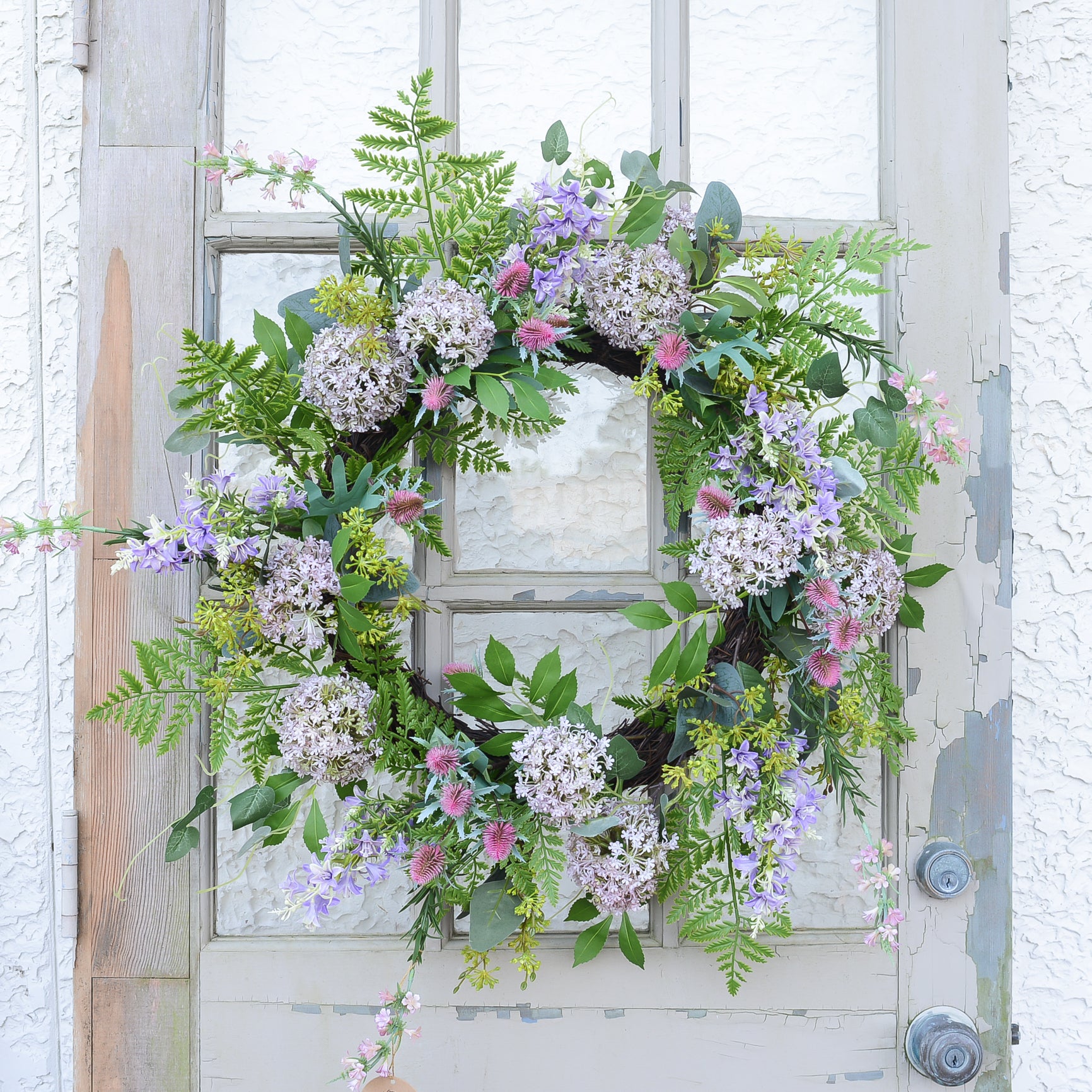 Snowball Thistle Fern Wreath