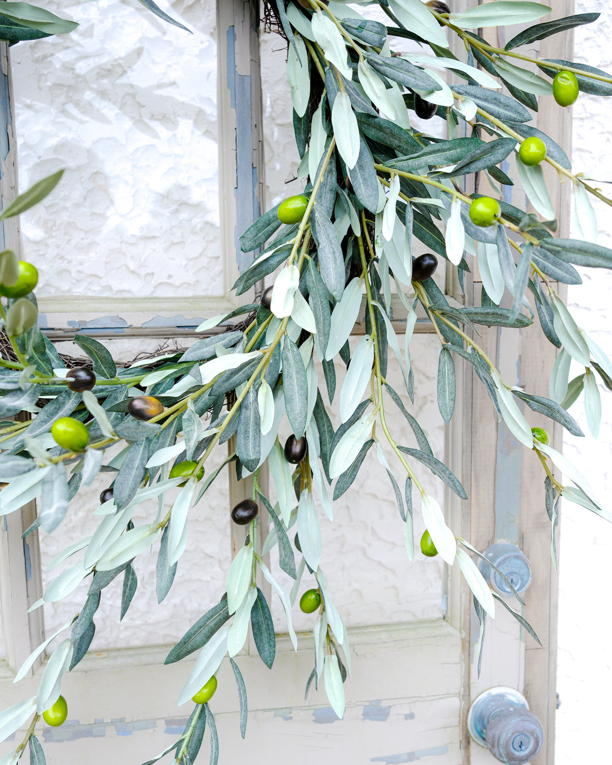28"D Olive Berry Wreath