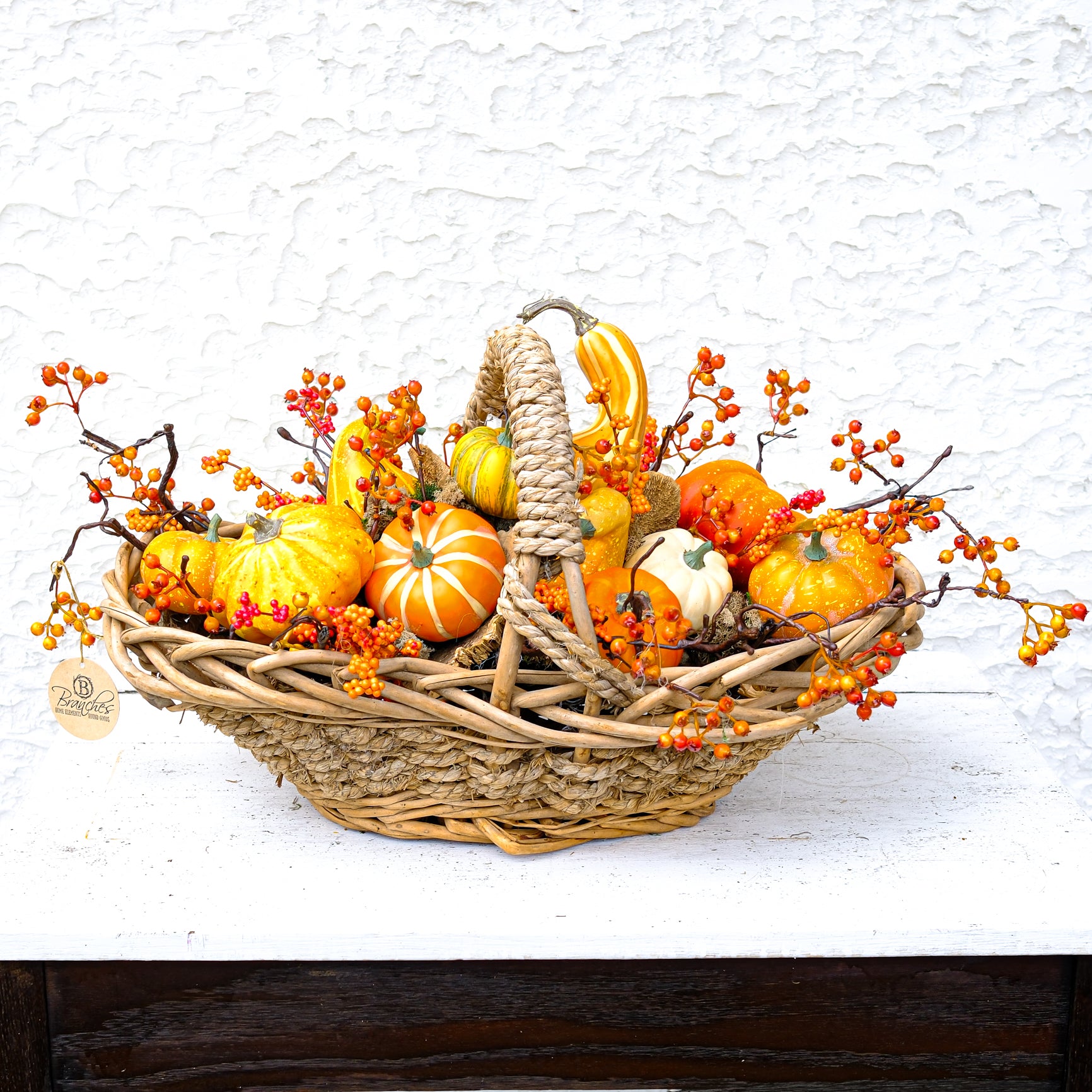 On the Vine Pumpkin Berry Centerpiece Drop In