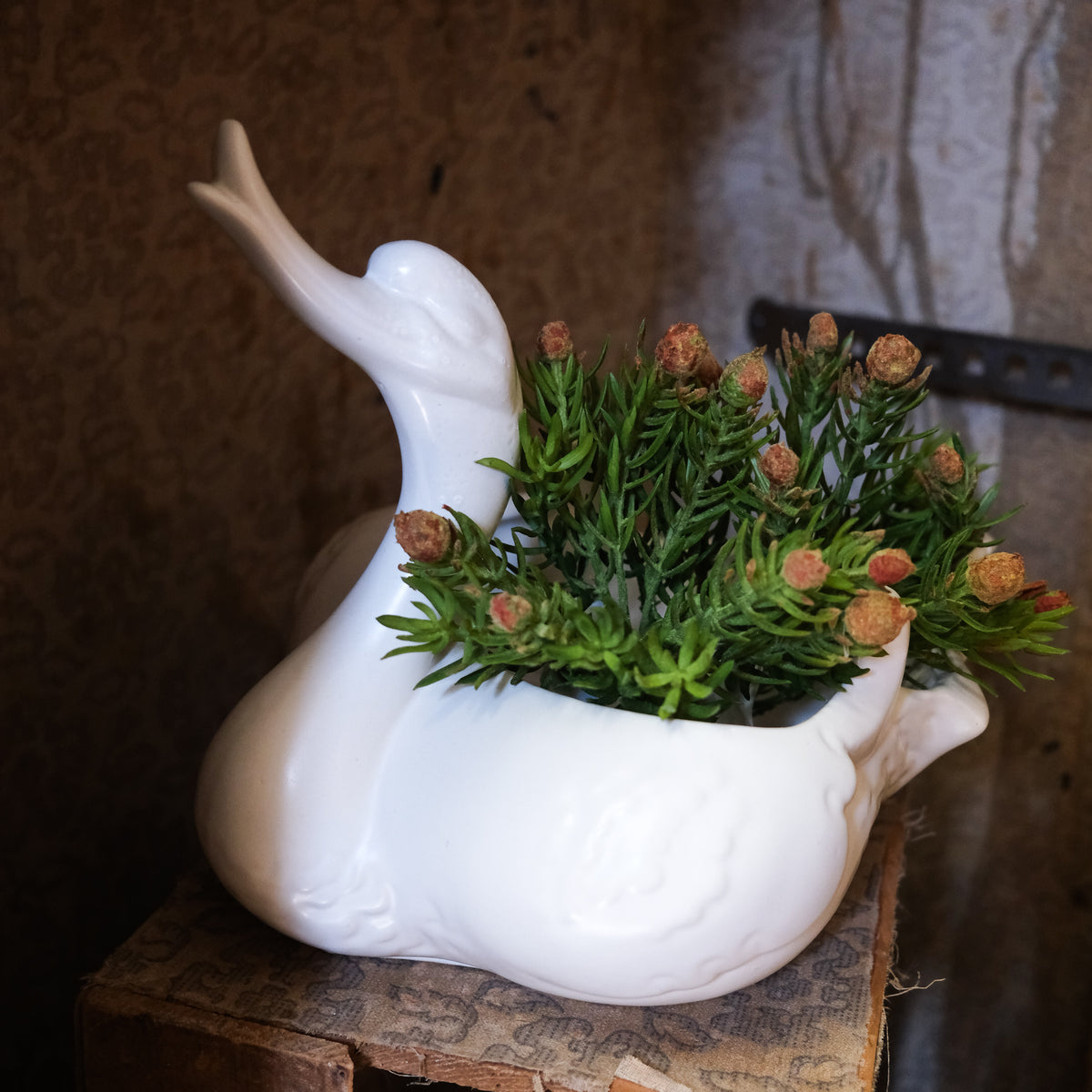 Vintage Hull Pottery White Porcelain Swan Planter or Vase