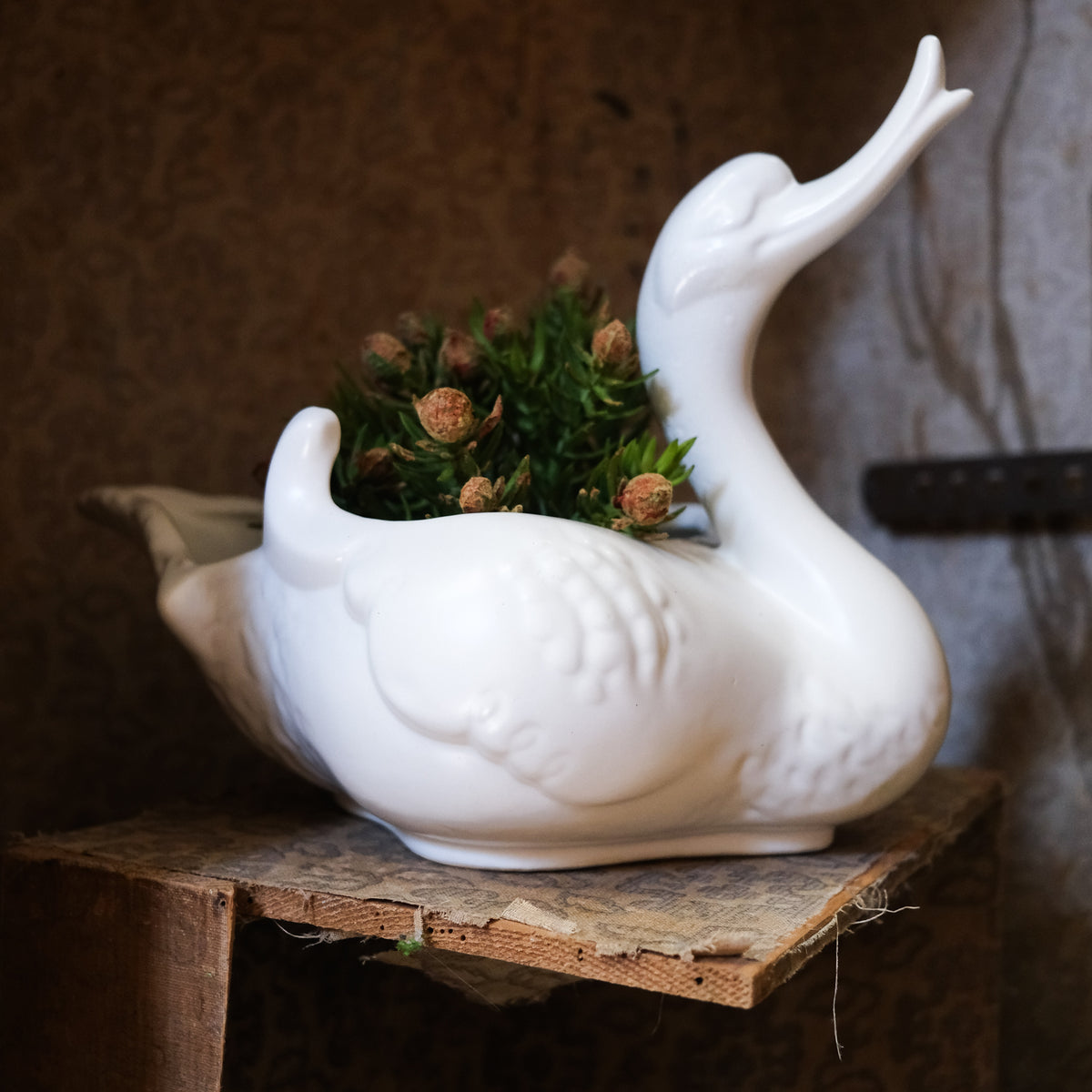 Vintage Hull Pottery White Porcelain Swan Planter or Vase