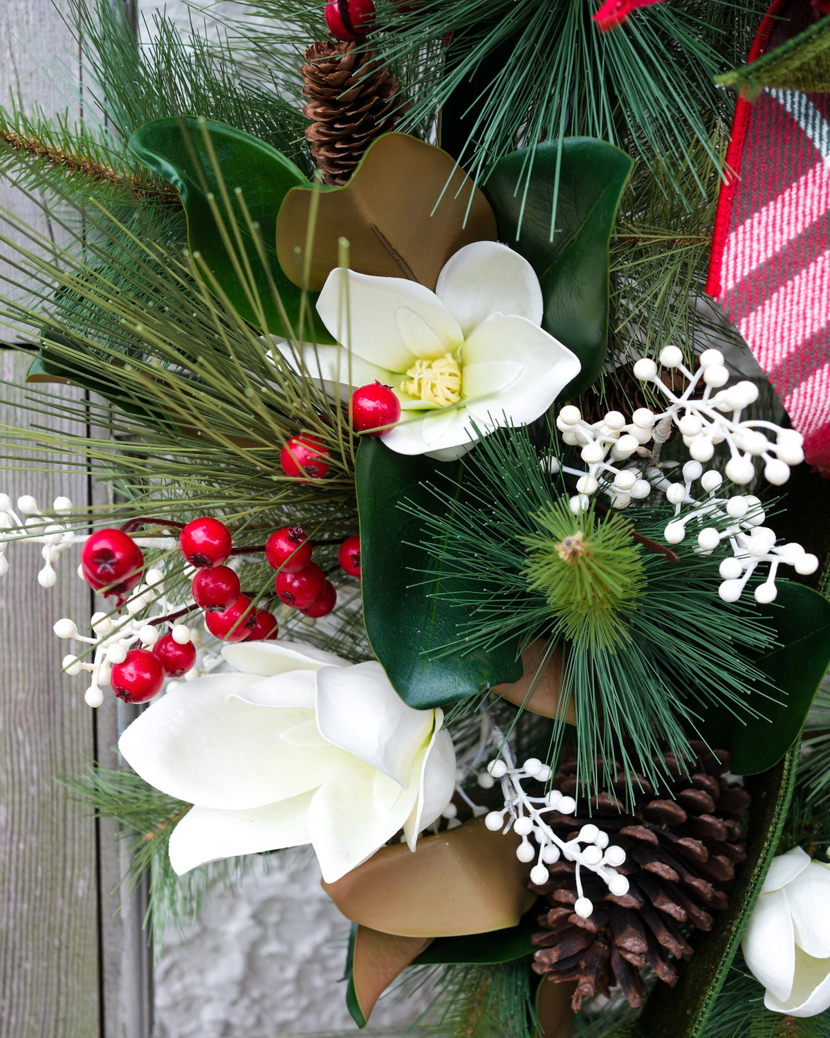 Sea Pines Holiday Wreath with Bow