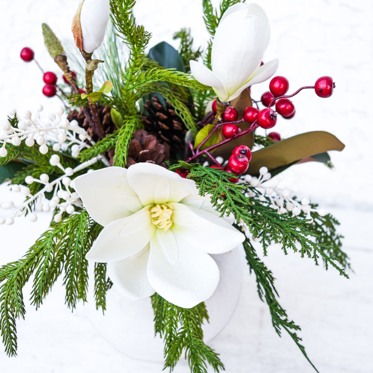 Sea Pines Holiday Petite Bouquet Drop In