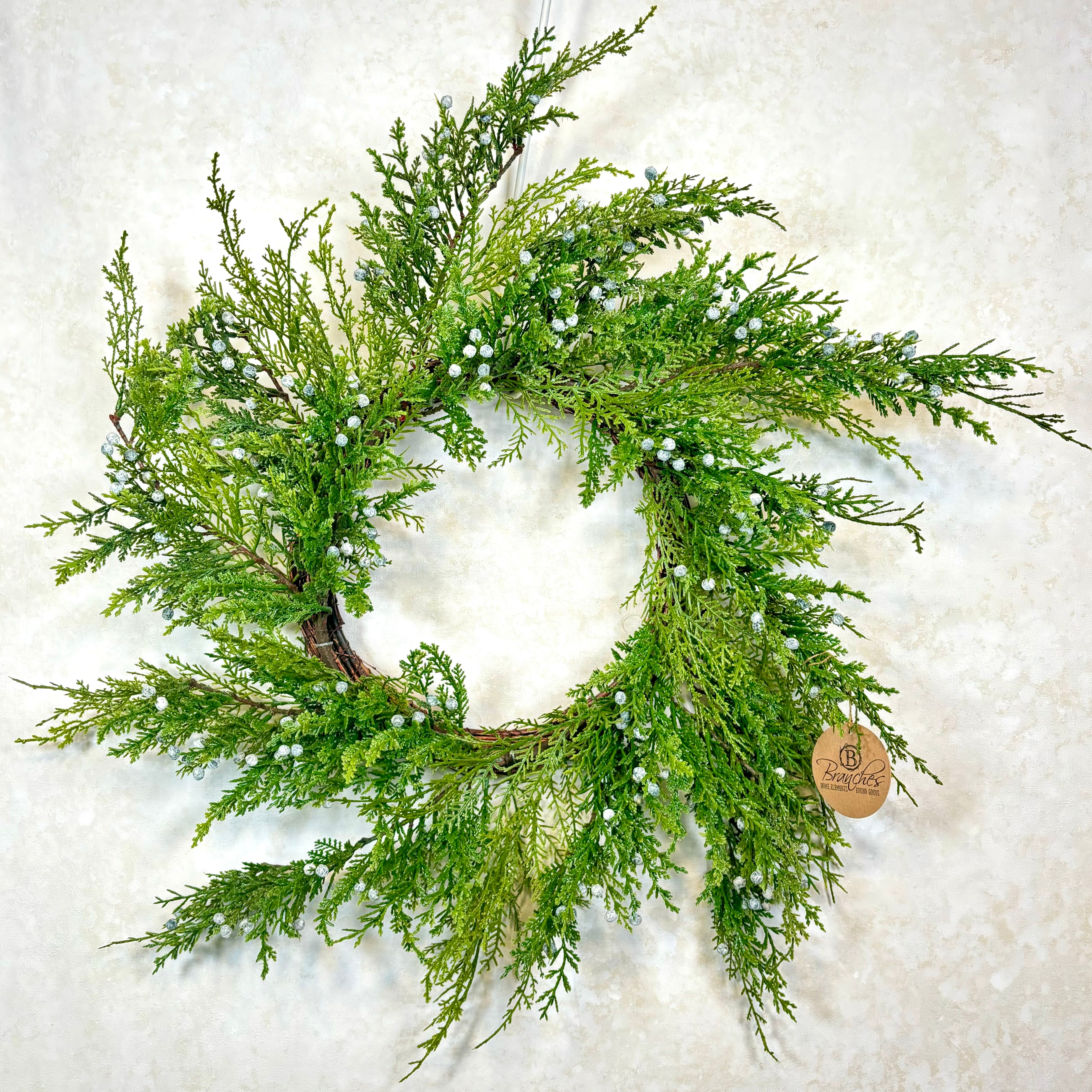 24”D Juniper Seeded Wreath