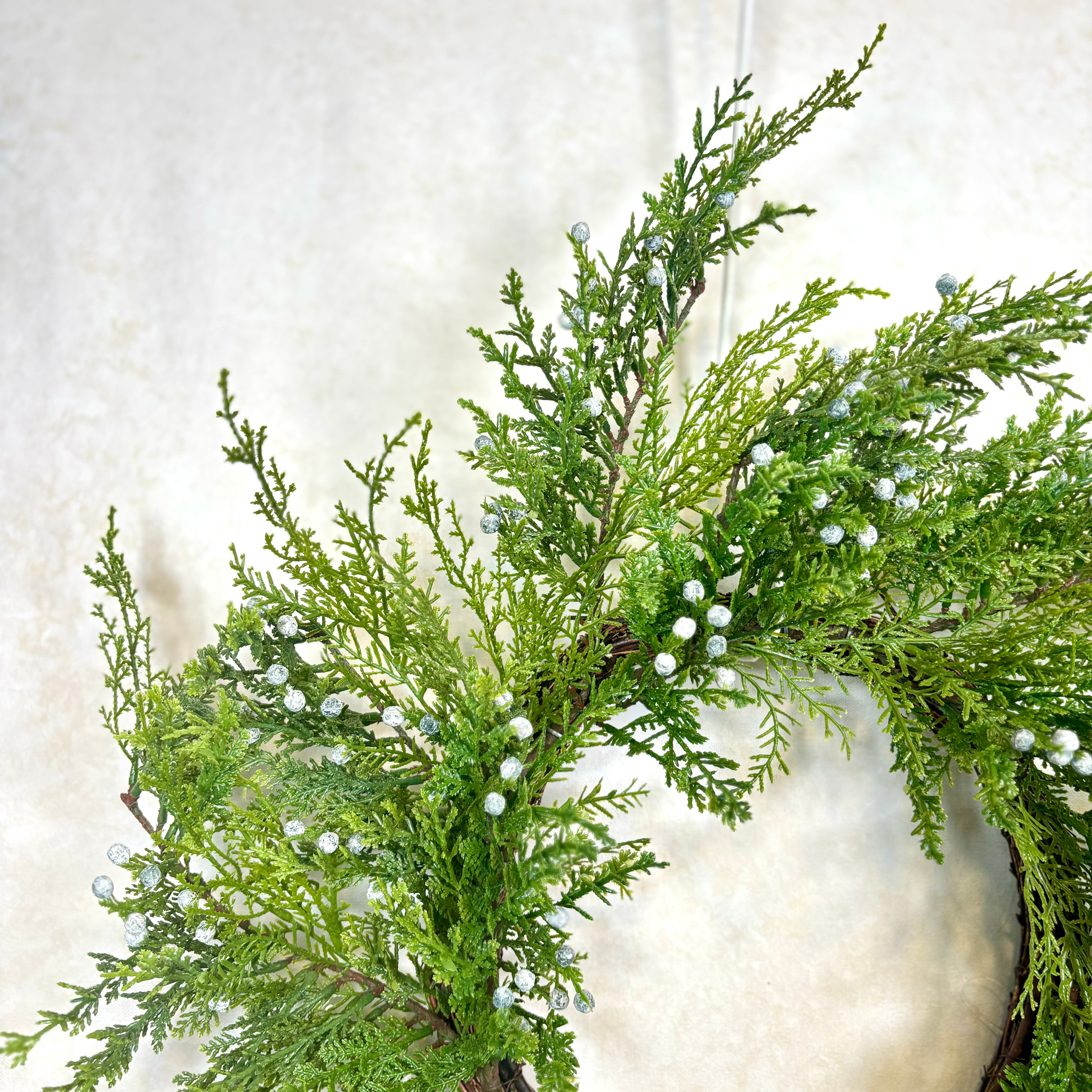 24”D Juniper Seeded Wreath