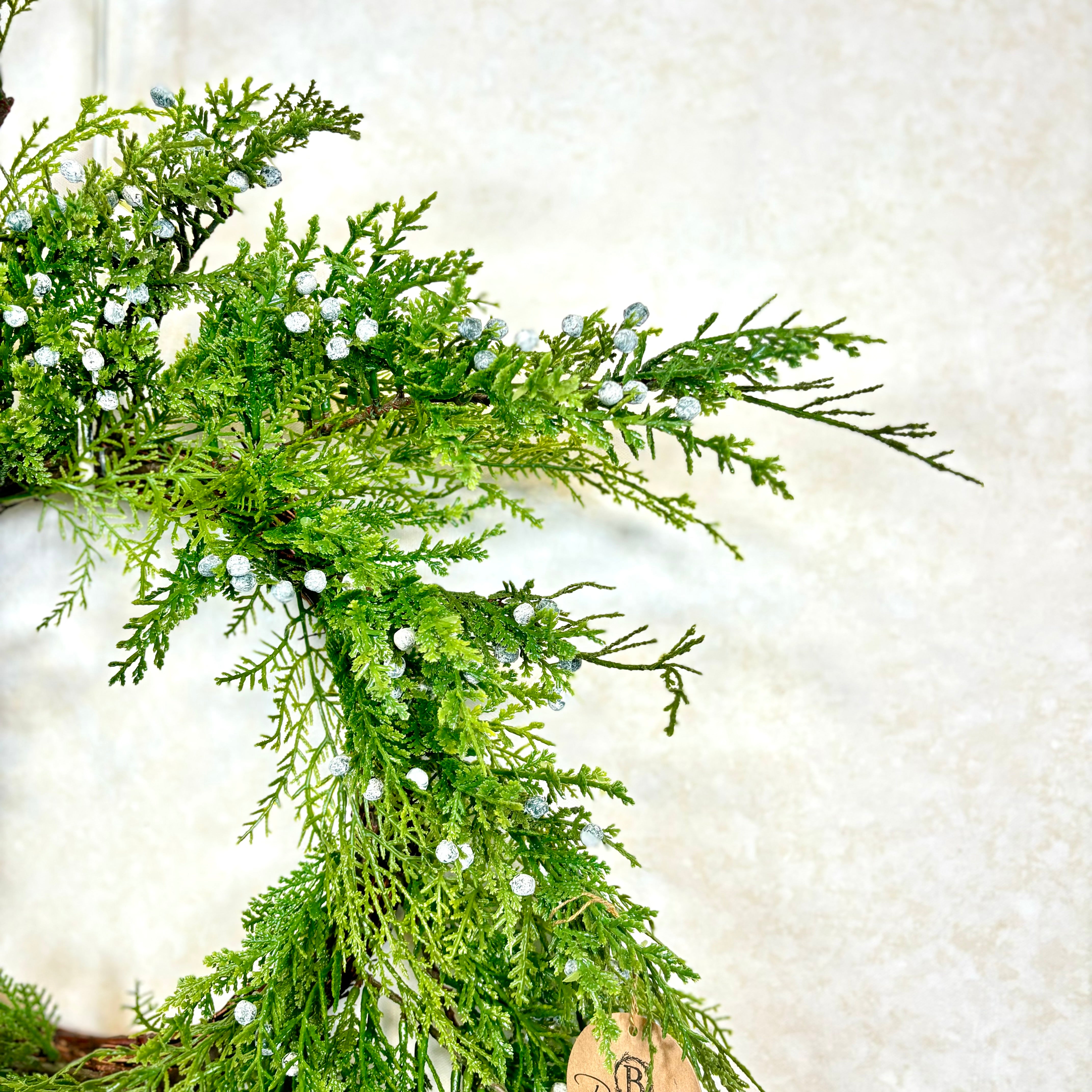 24”D Juniper Seeded Wreath