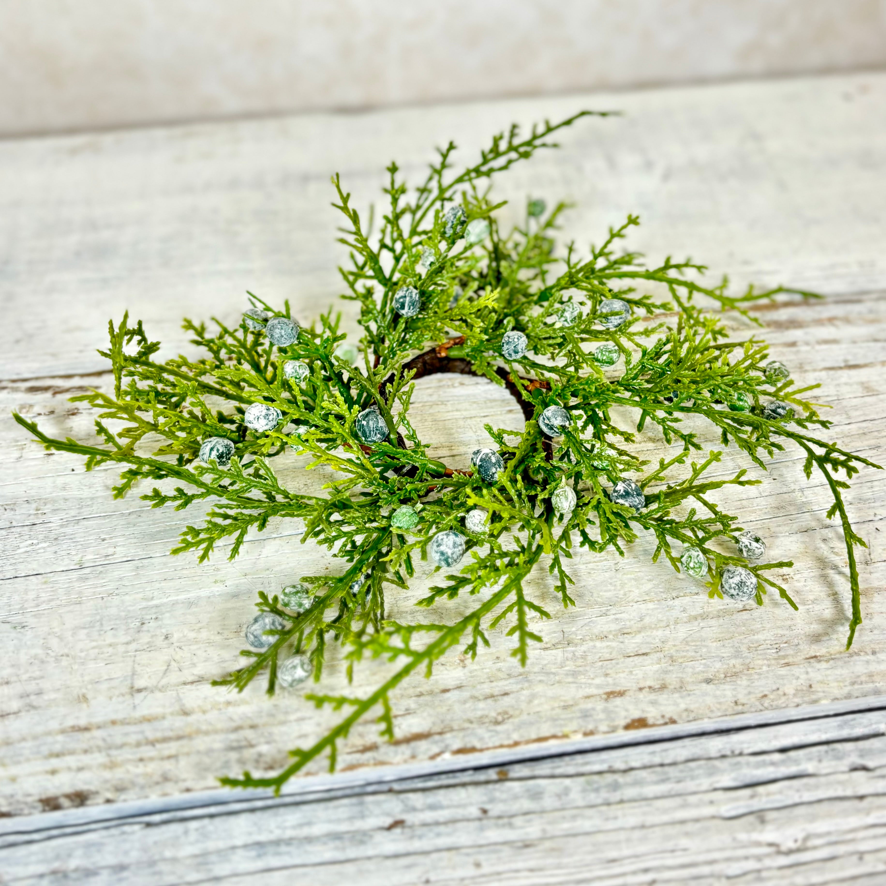 Juniper Candle Ring Small