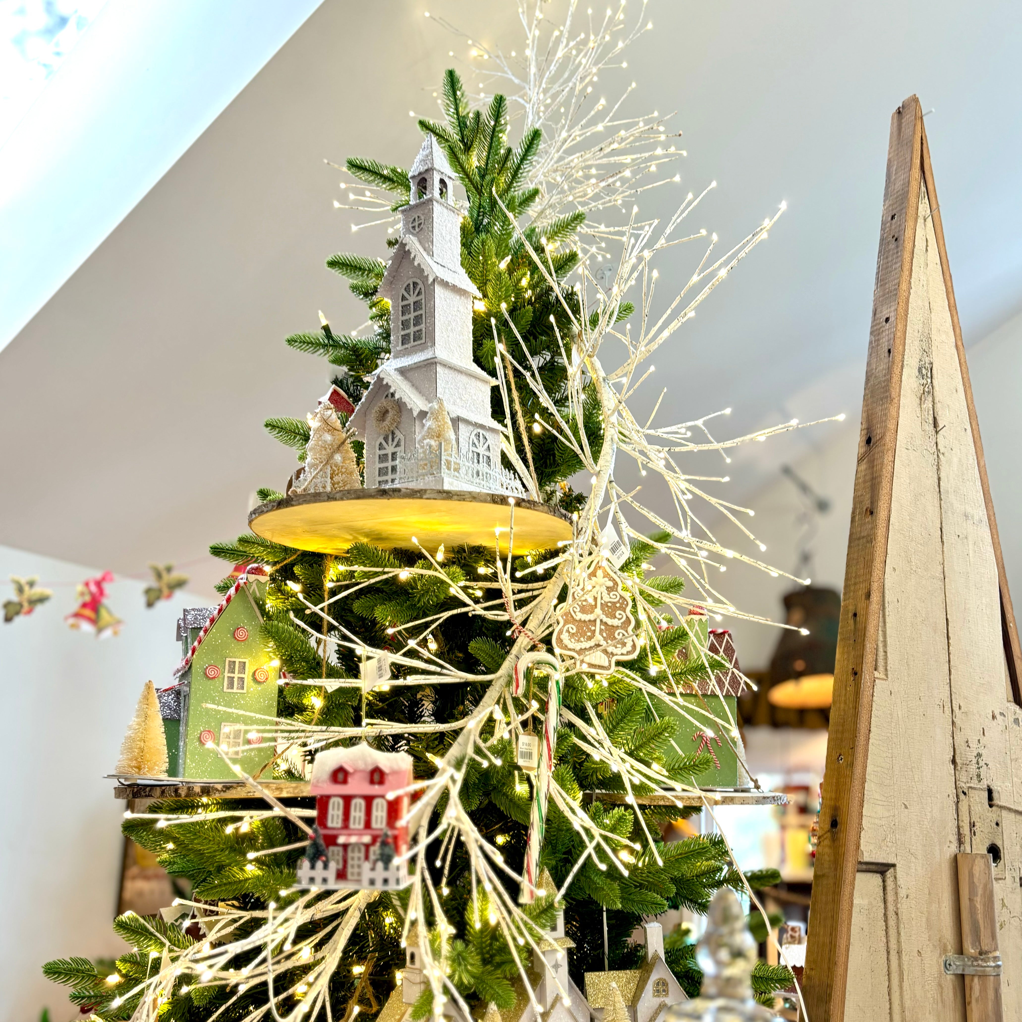 Holiday Lit White Birch Garland