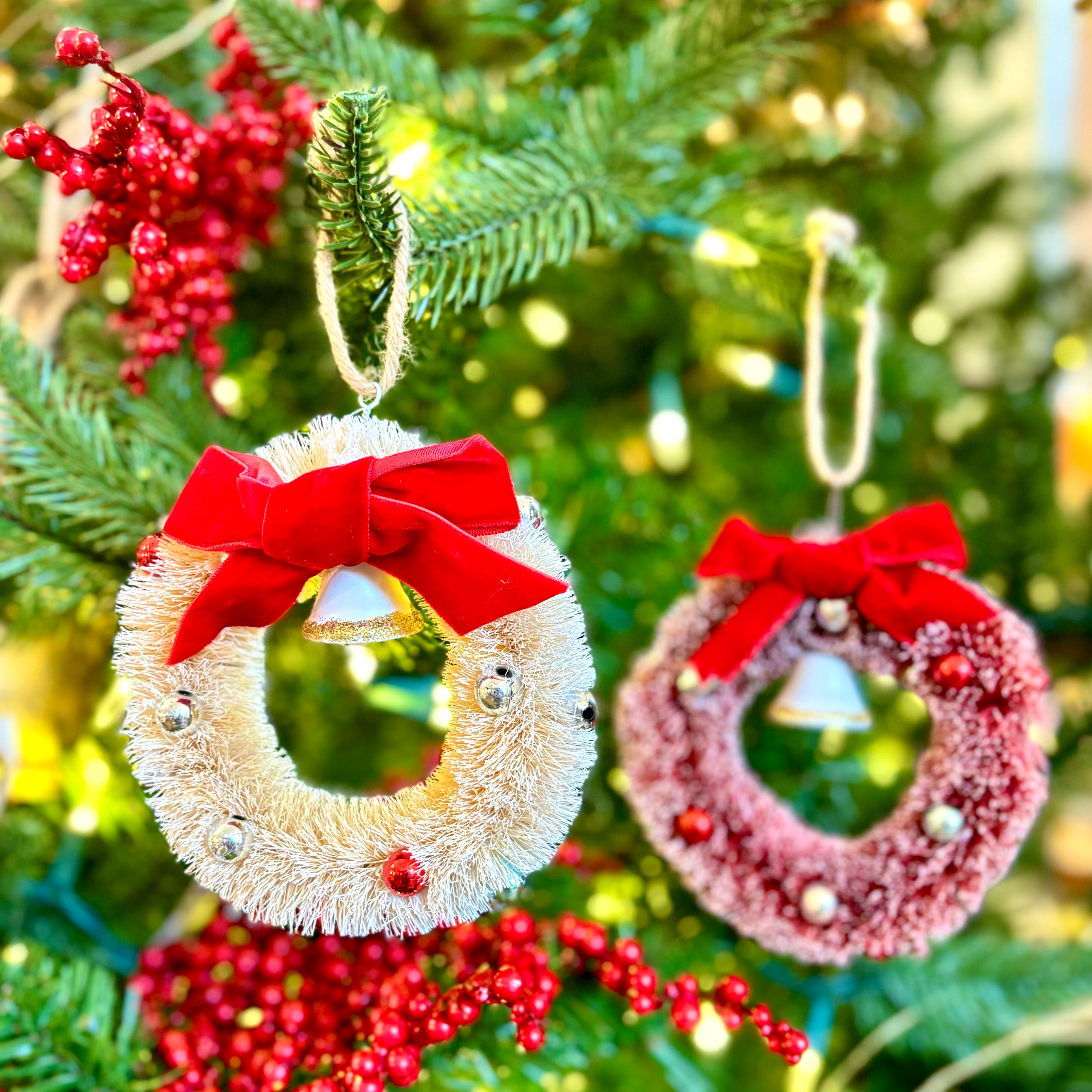 Cream Sisal Wreath with Bell Bow Ornament