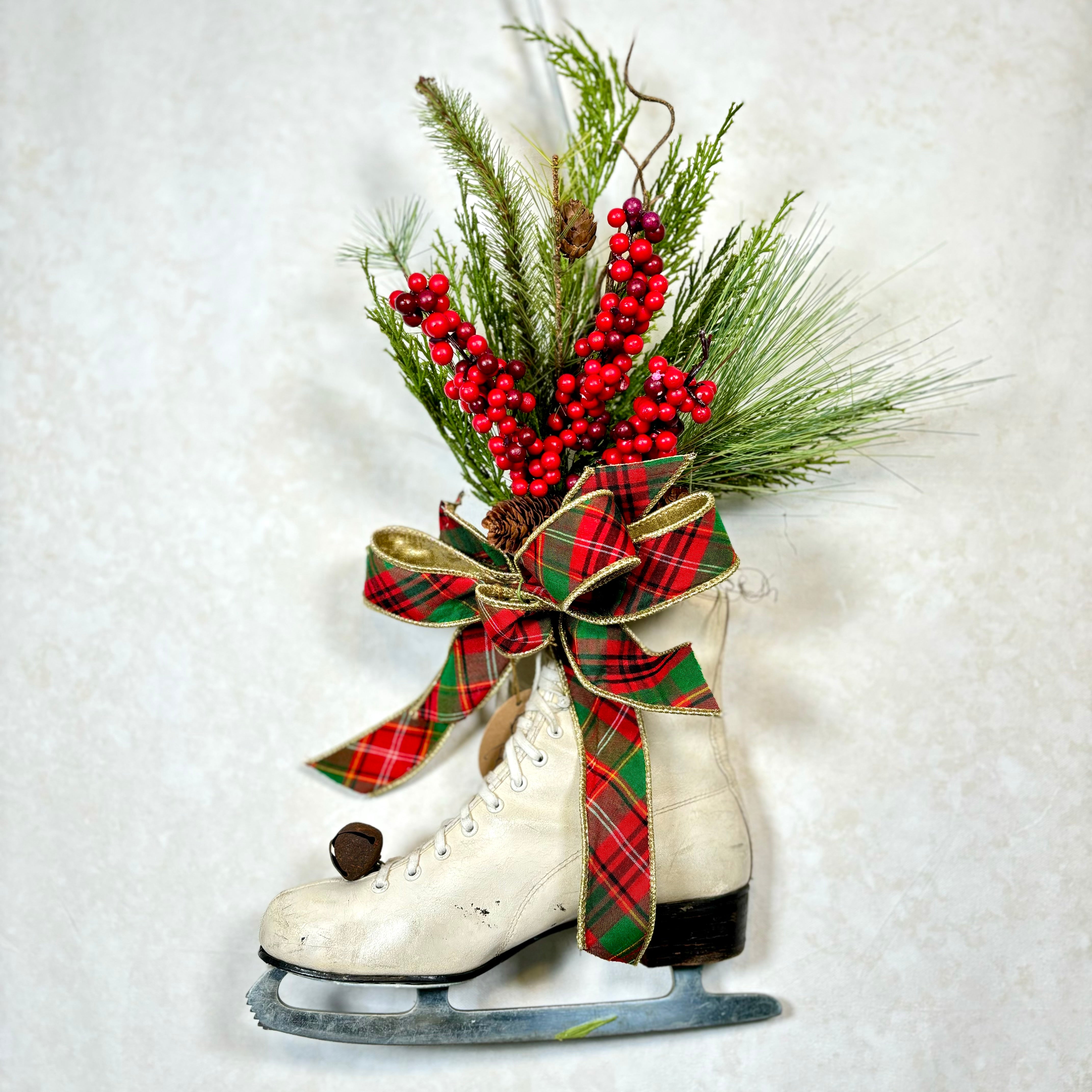 Decorated Vintage Holiday Skate