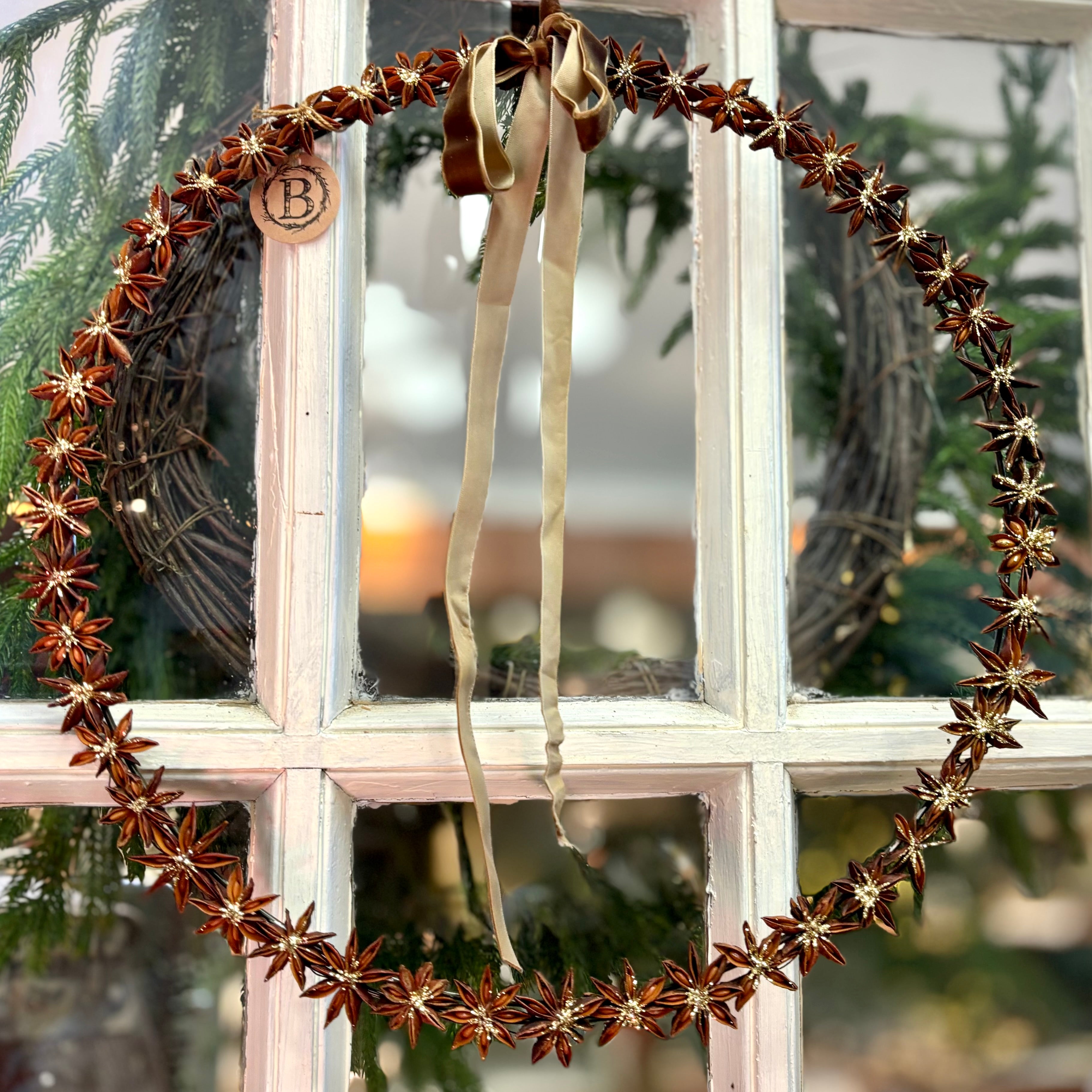 Star Anise Ring with Gold Glitter