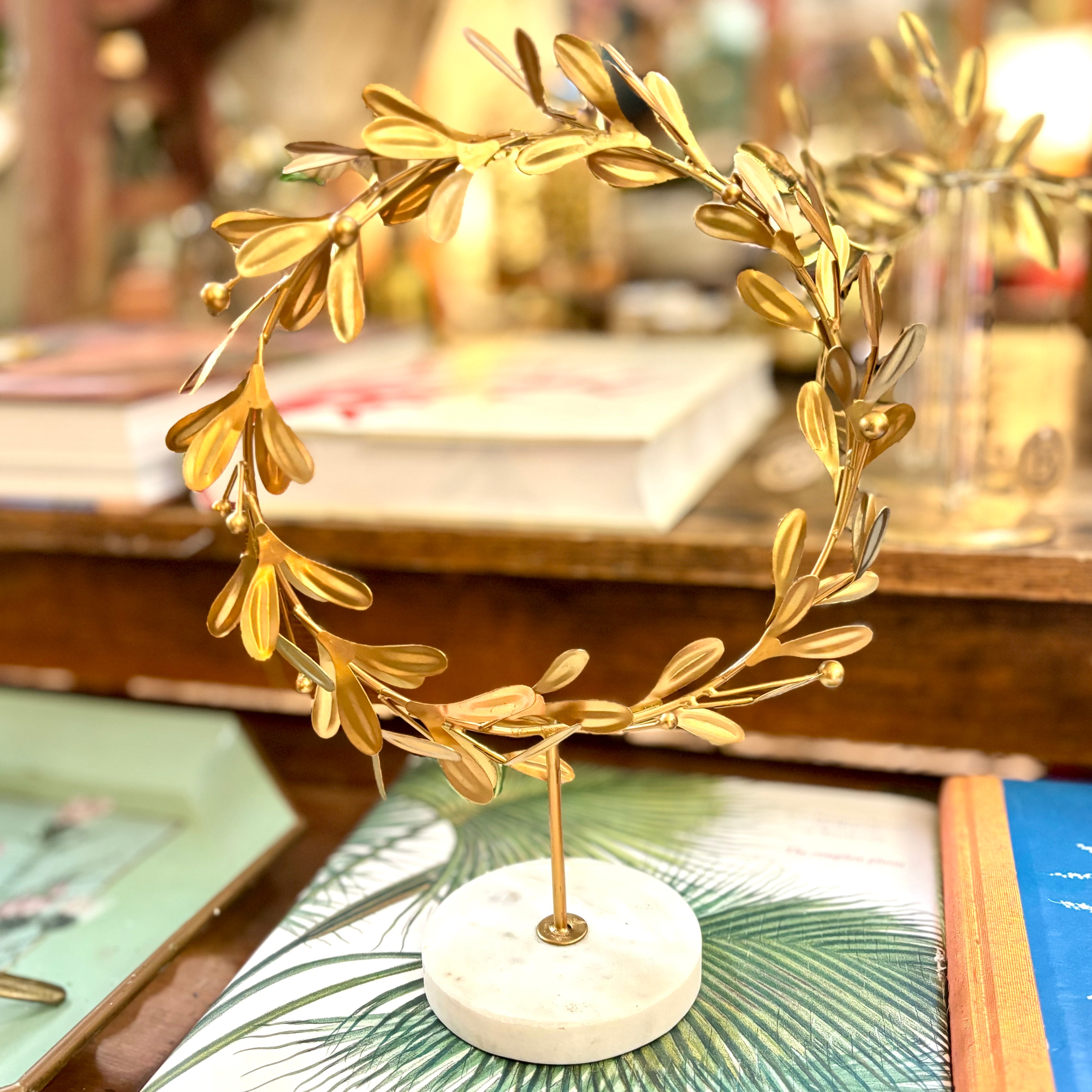 Metal Mistletoe Wreath Gold on Marble Stand