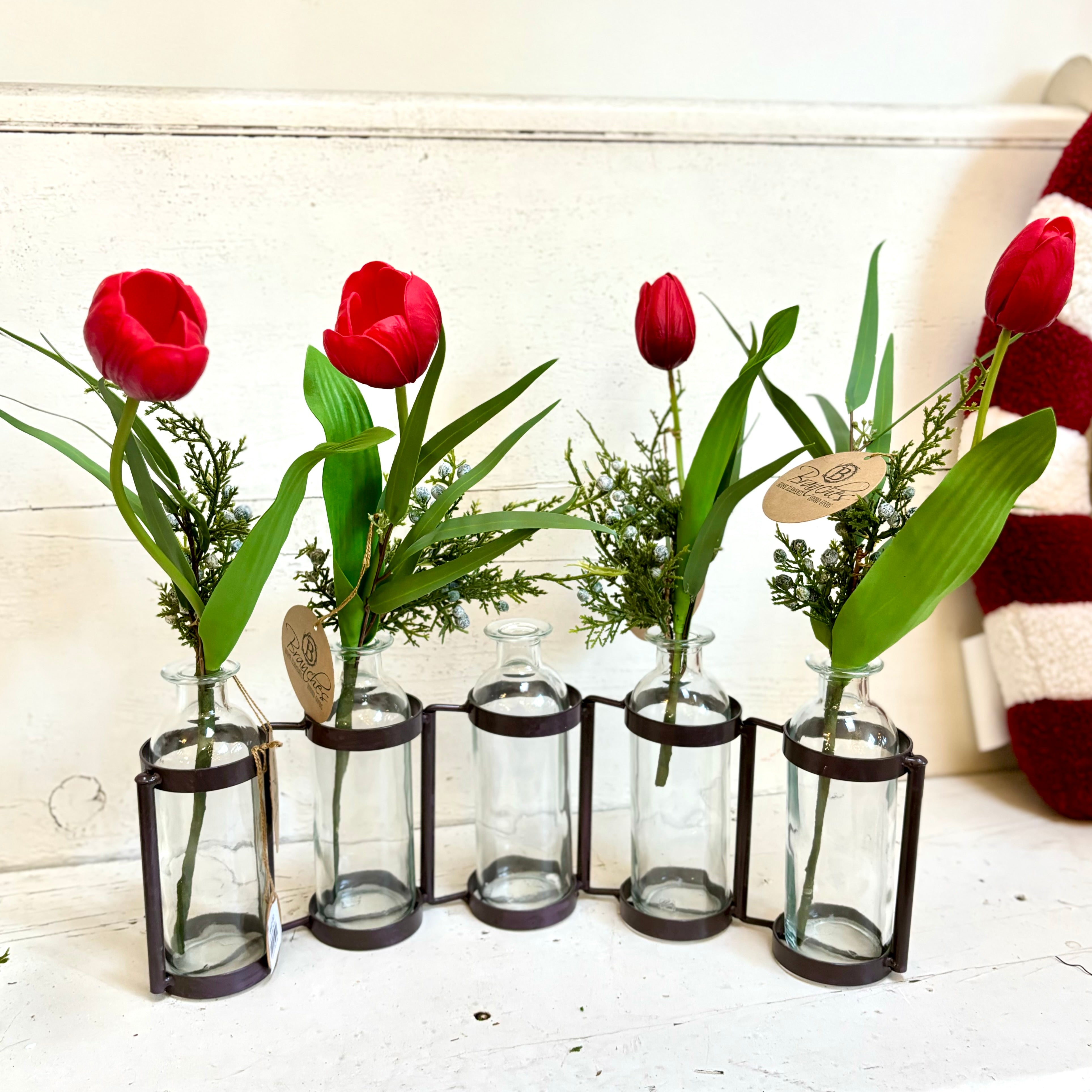 Red Tulip Holiday Mini Bouquet Drop In