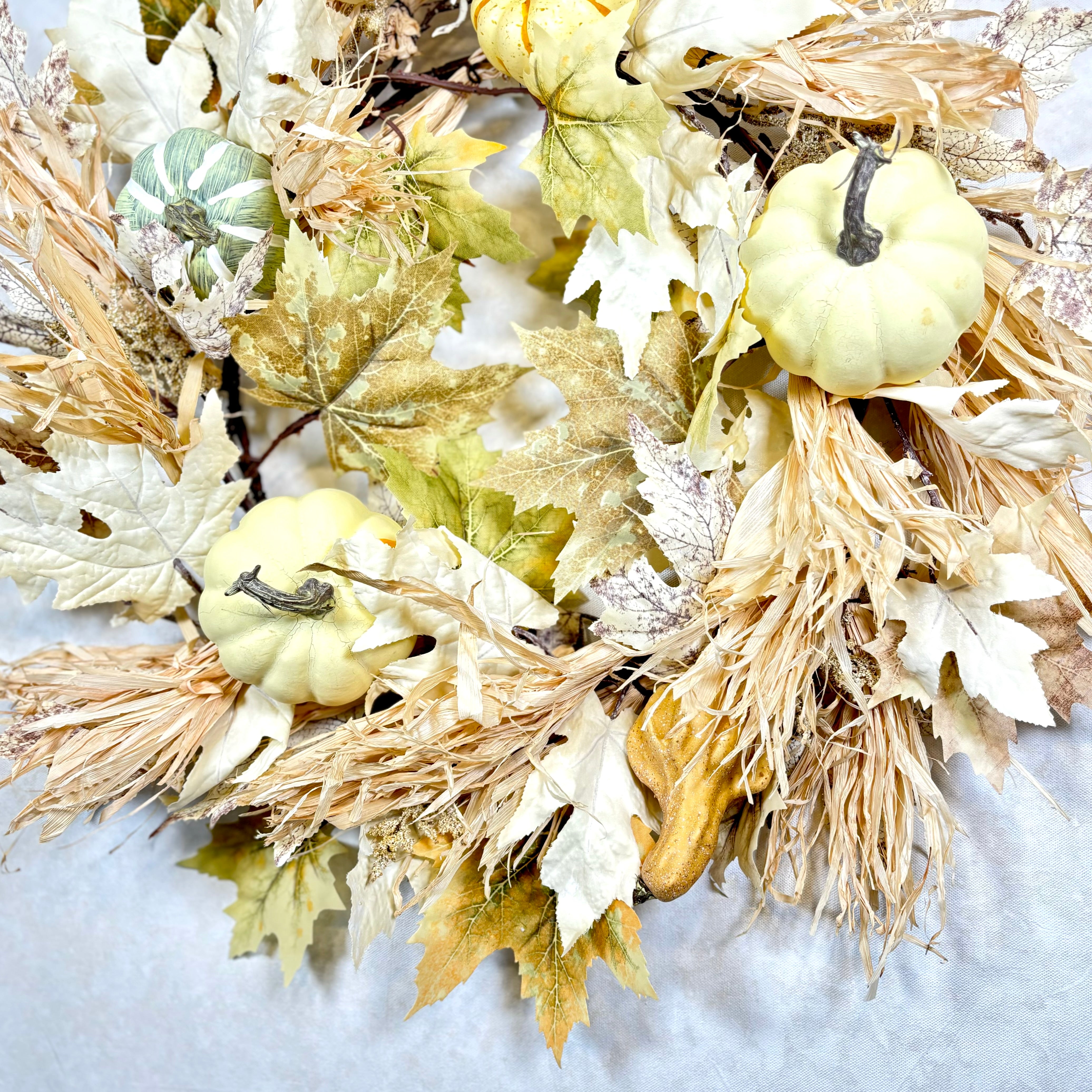 Harvest Leaf, Husk, Pumpkin, Gourd Wreath Beige Moss