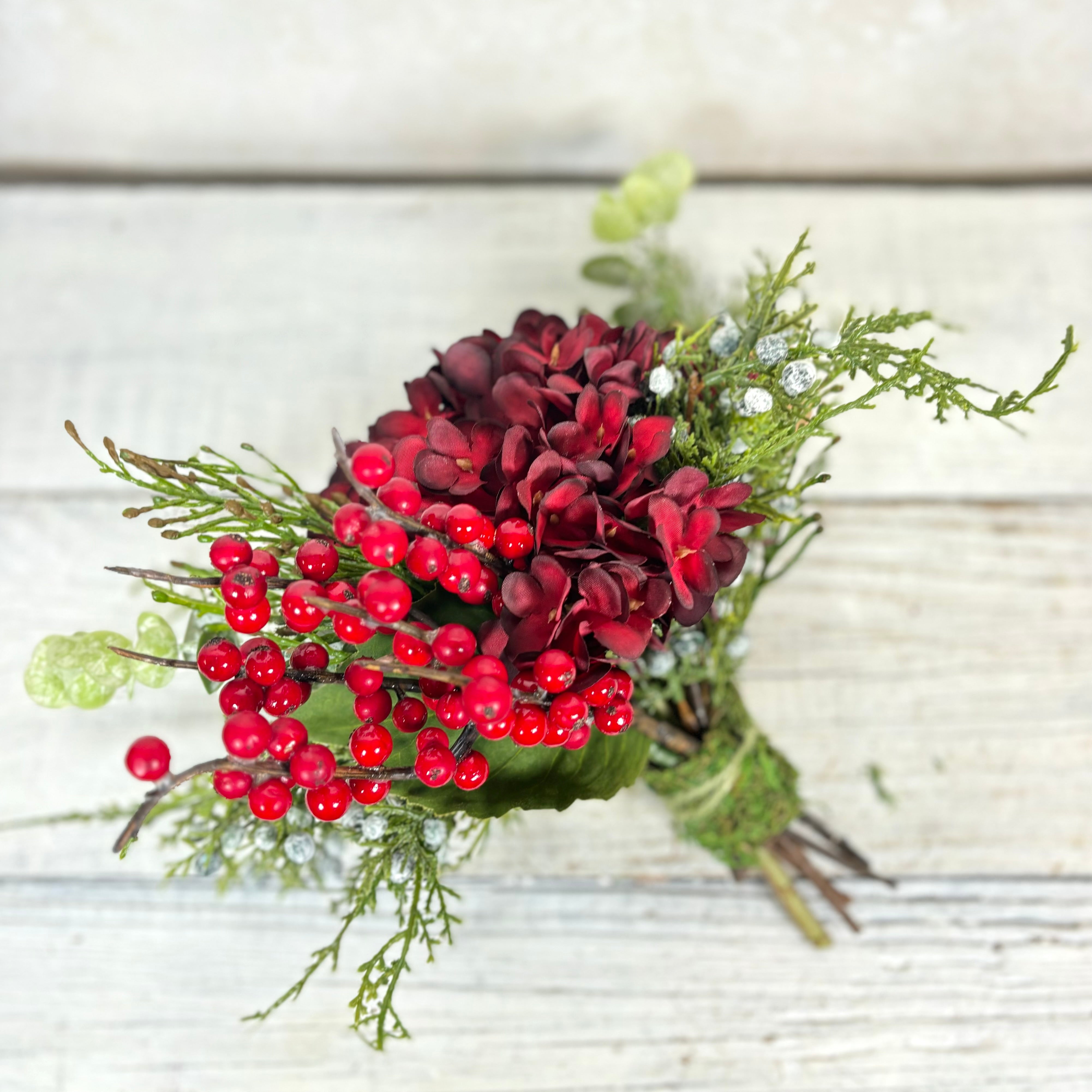 Turtle Dove Petite Bouquet