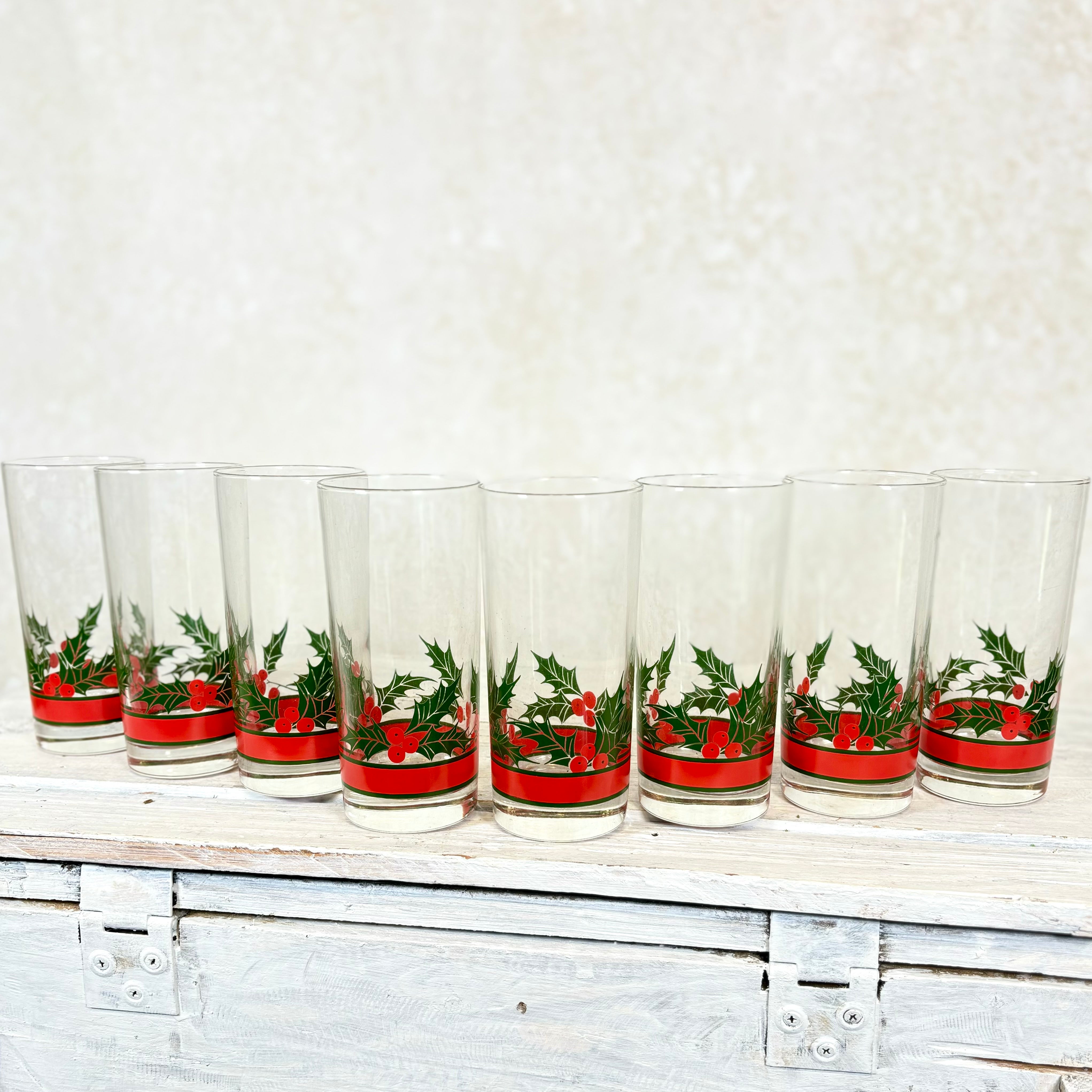 Set of Holly Vintage Glasses wih Caddy