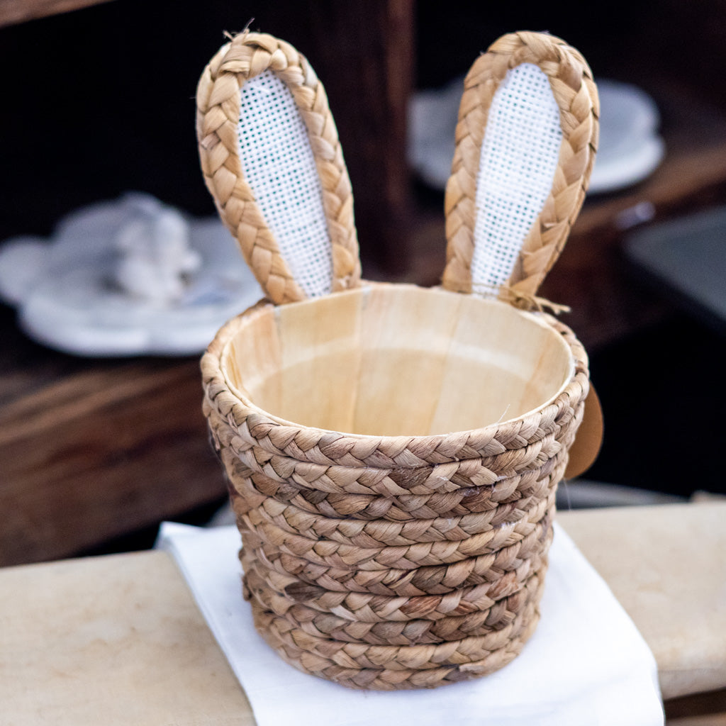 Tall Natural Basketweave Bunny Ear Basket