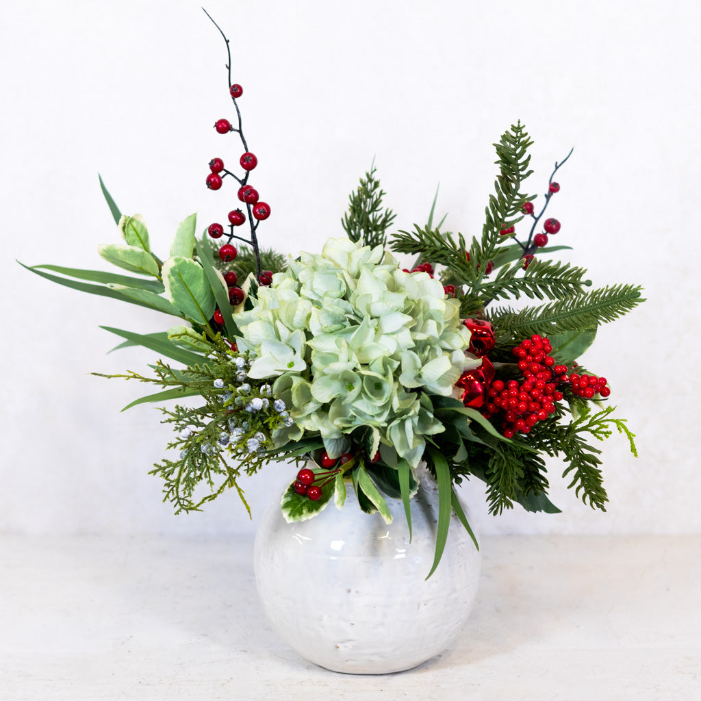 St. Nick Grand Bouquet