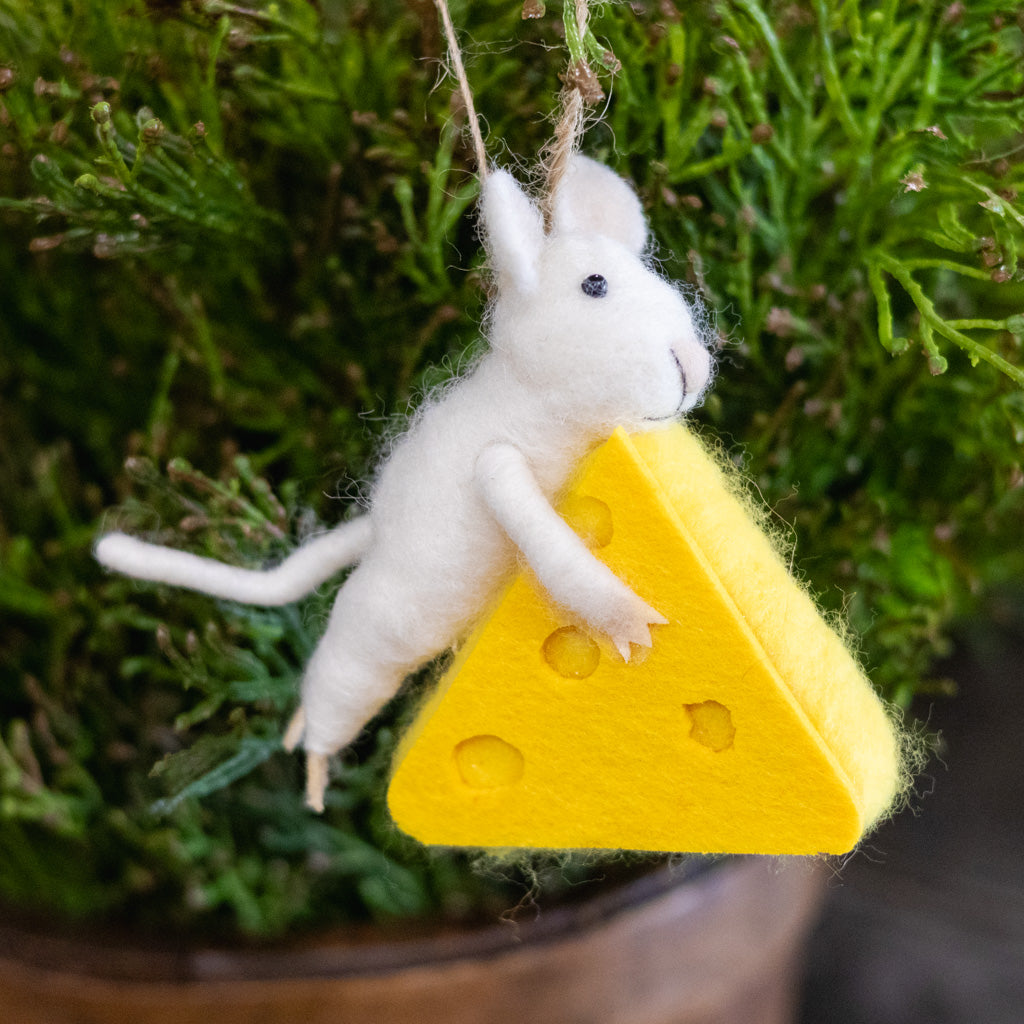 Felt Mouse with of Wedge of Cheese Ornament