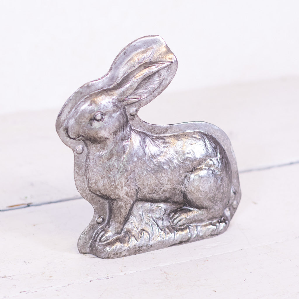 Antiqued Decorative Resin Easter Rabbit Candy Mold Sitting