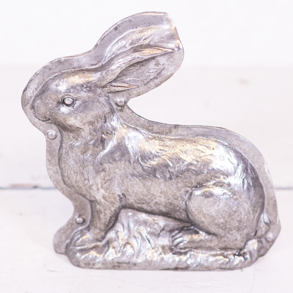 Antiqued Decorative Resin Easter Rabbit Candy Mold Sitting