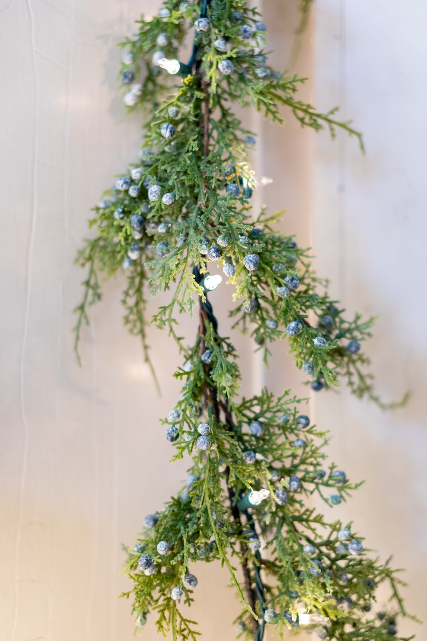 6 ft. Juniper Berry Garland