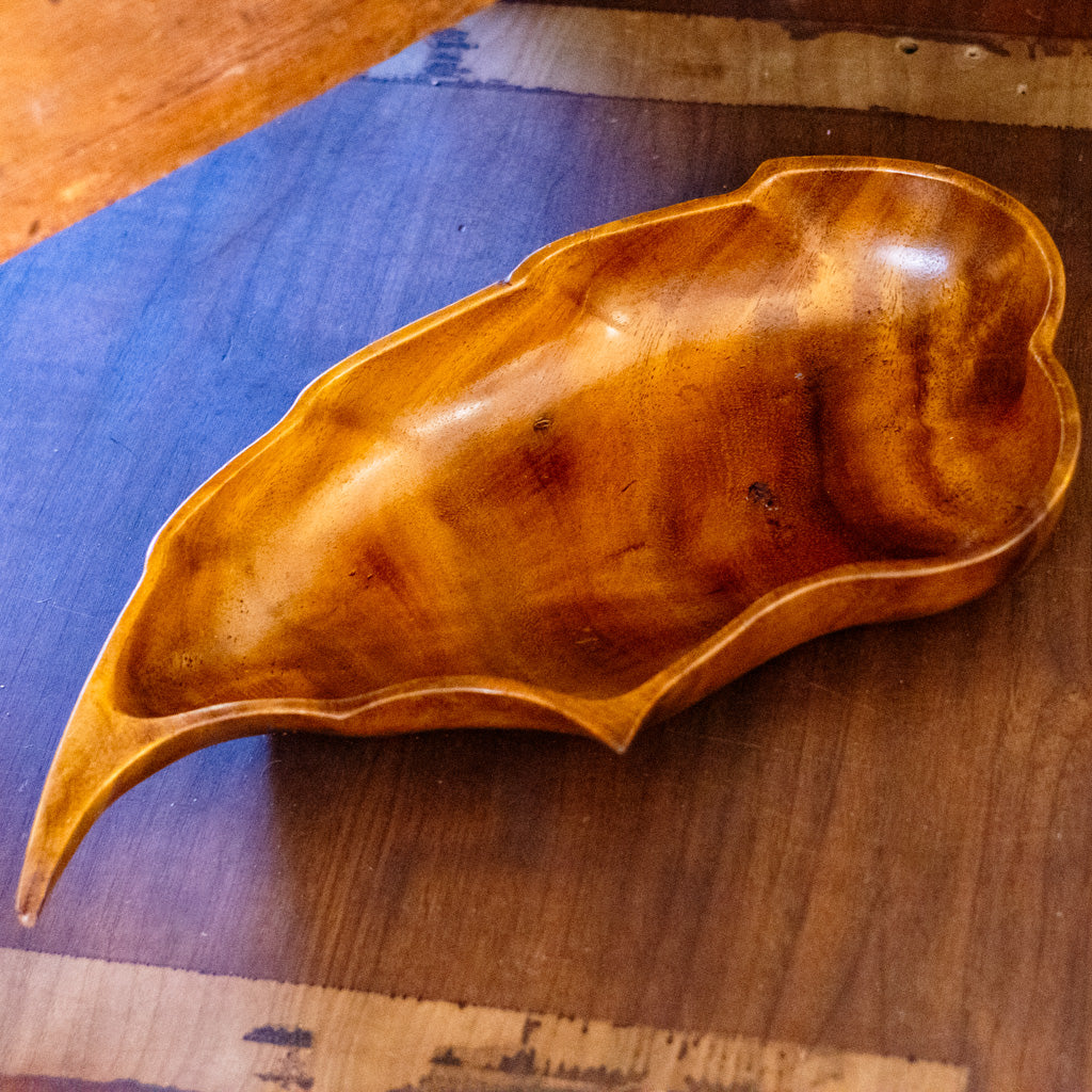 Monkey Pod Leaf Bowl
