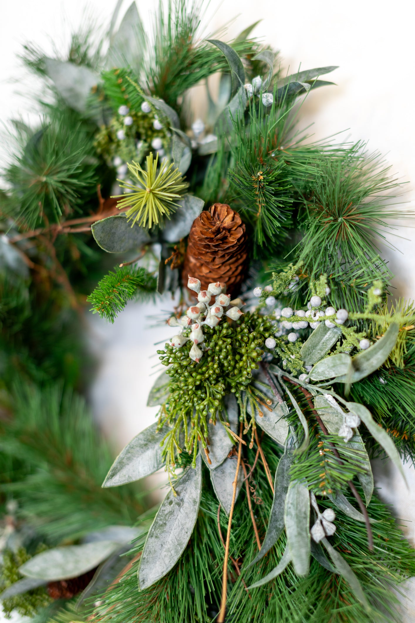 24"D Wreath Seeded Eucalyptus and Pine