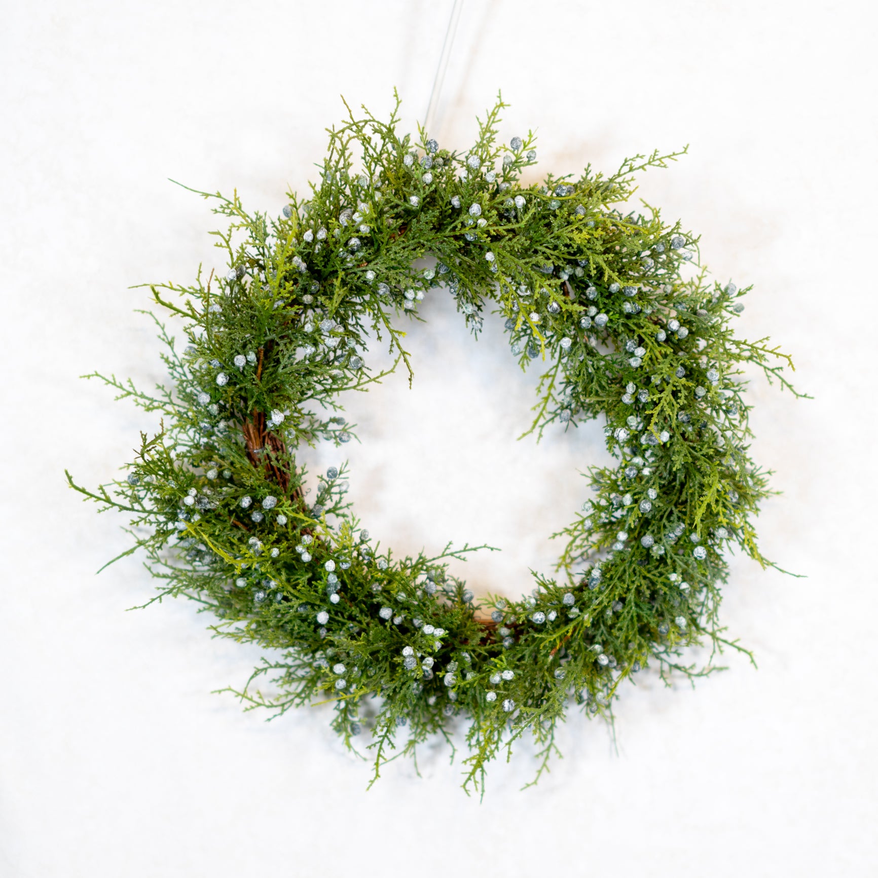 18"D Seeding Juniper Wreath