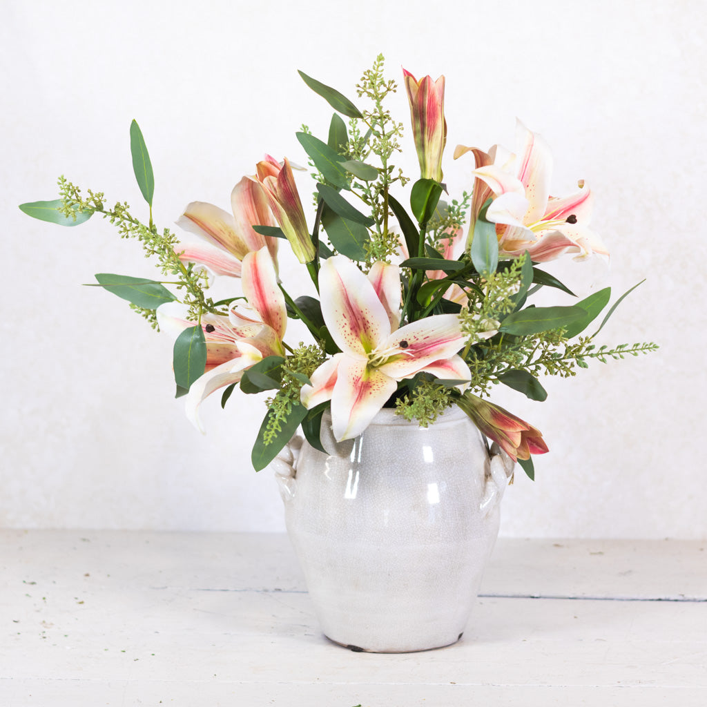 Pink Lily Bouquet Drop In