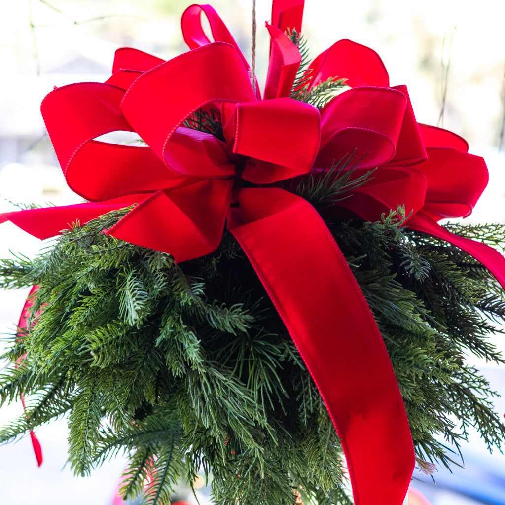 Evergreen Kissing Ball with Bows