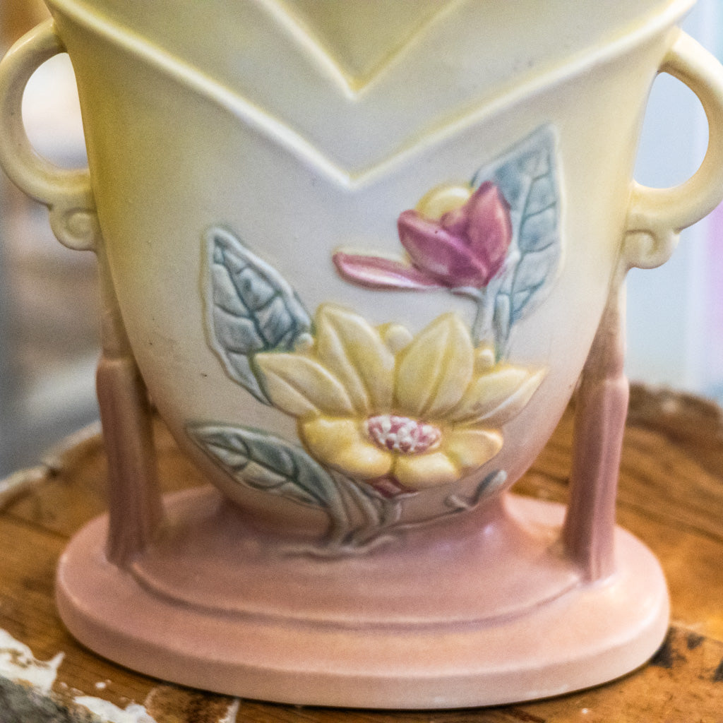 Vintage Hull Magnolia Vase