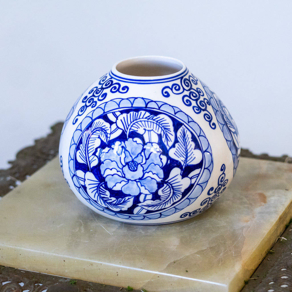 Eleanor Blue White Vase