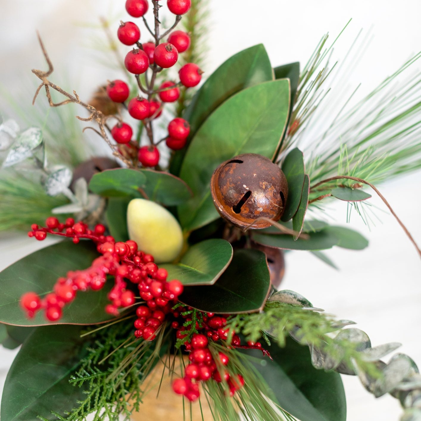 Jingle Bell Holiday Petite Bouquet Drop In