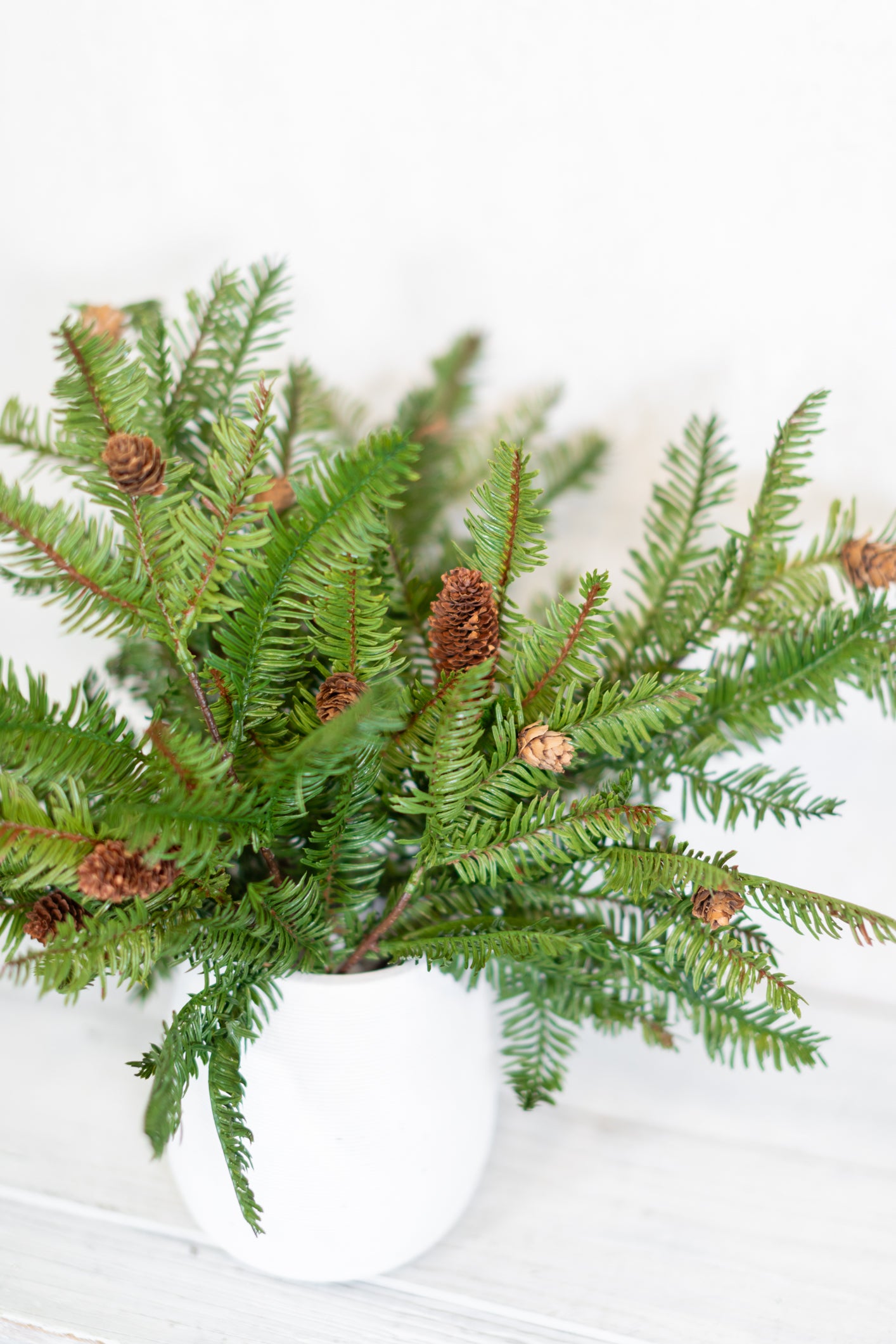 Hemlock with Pinecones Pick