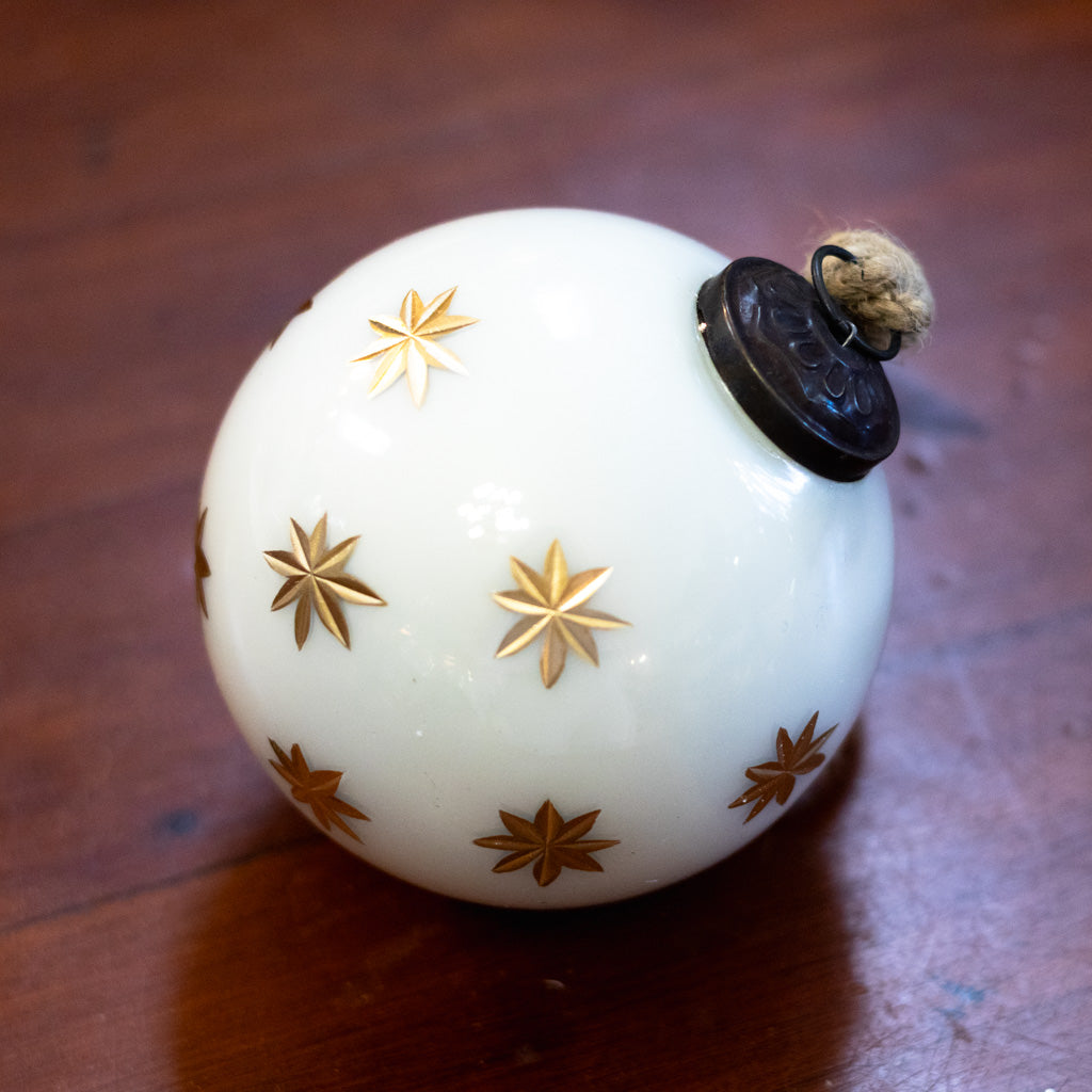 Ivory with Gold Star Etched Ball