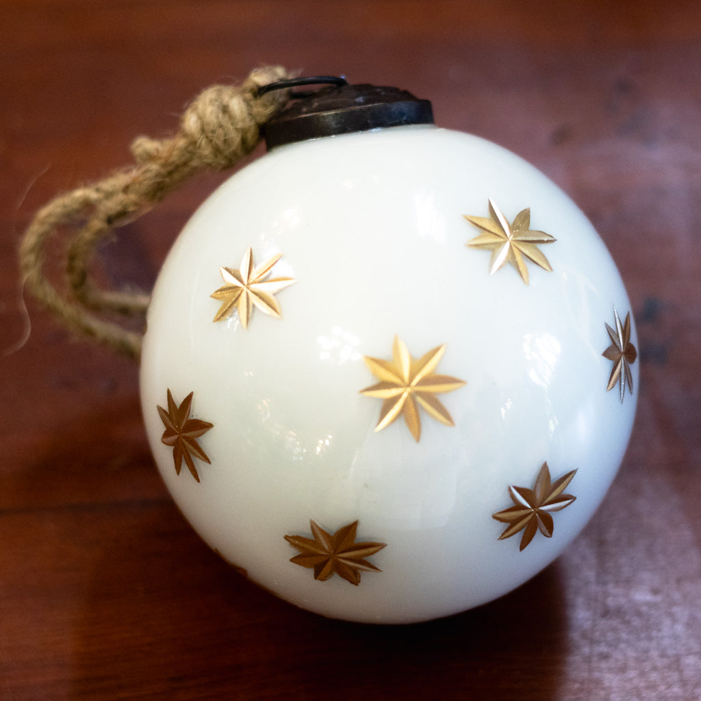 Ivory with Gold Star Etched Ball