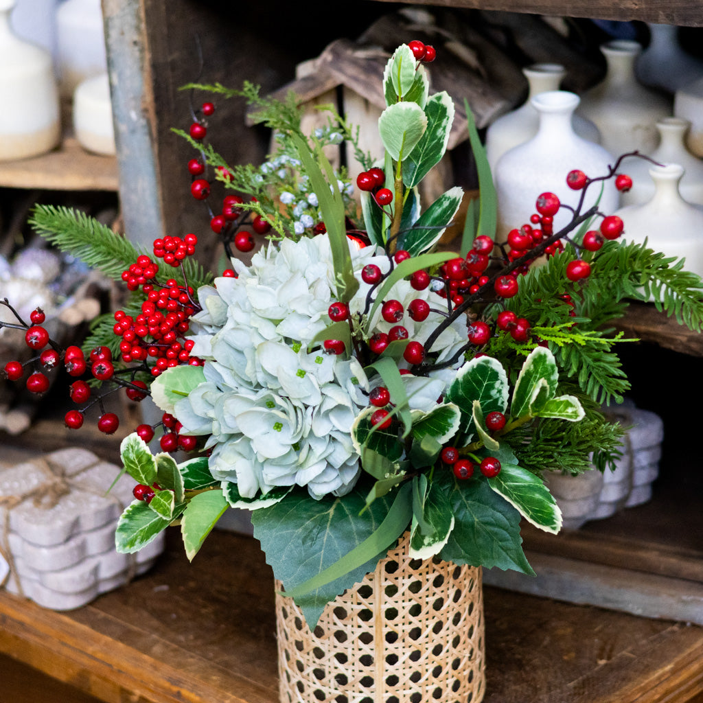 St. Nick Grand Bouquet