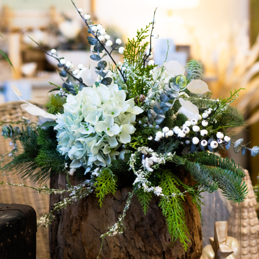 Winter Blues Centerpiece Drop In
